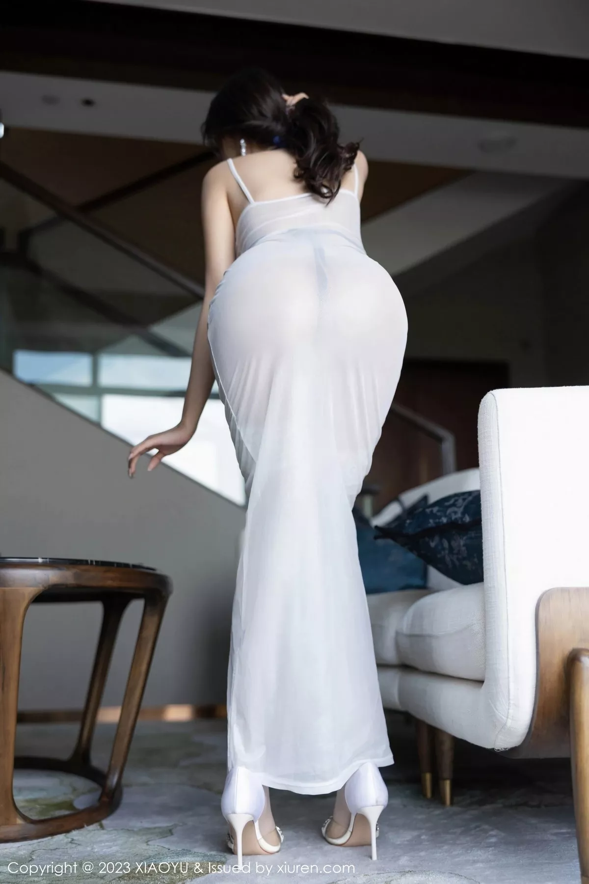 秀人集.com_[XiaoYu画语界]Vol.1052_女神王馨瑶yanni白色轻透连衣裙露情趣内衣秀惹火身材诱惑写真97P