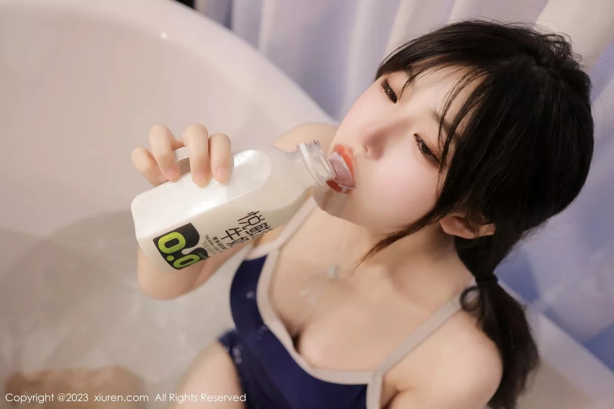 秀人集.com_[XiuRen秀人网]No.6781_新人模特岁小岁浴室蓝色高开叉连体衣湿身秀完美身材诱惑写真74P