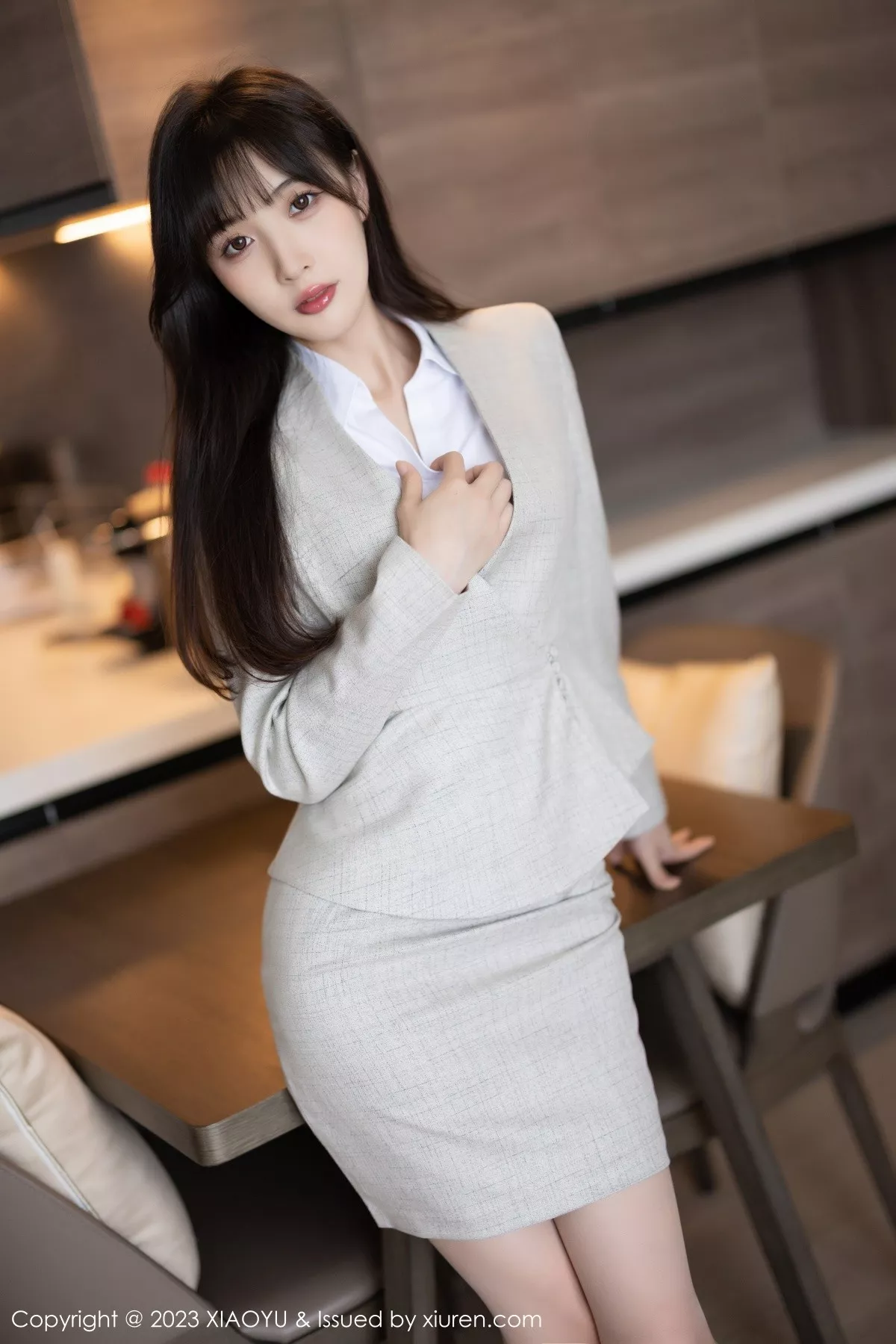 秀人集.com_[XiaoYu画语界]Vol.1034_模特林星阑半脱Ol职业装露性感墨绿色内衣配原色丝袜诱惑写真87P