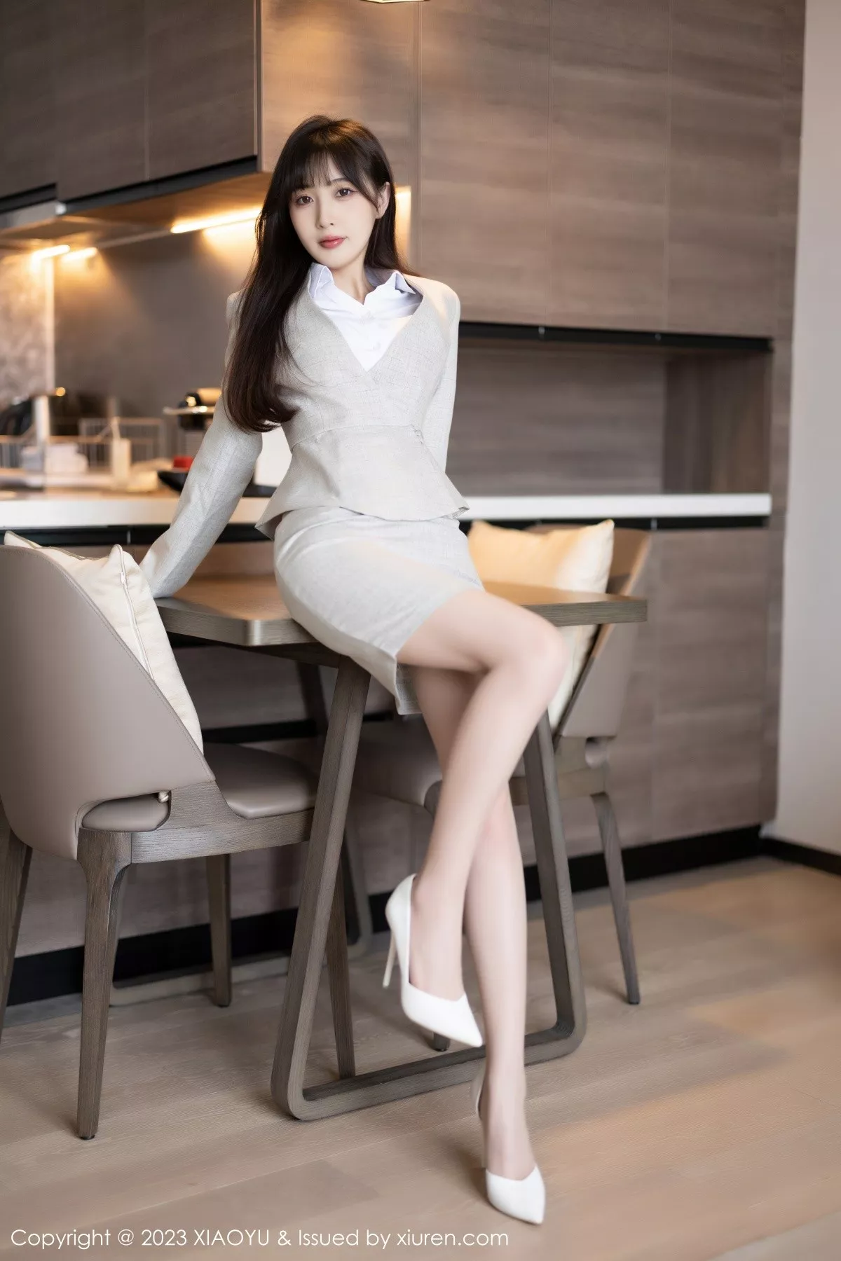 秀人集.com_[XiaoYu画语界]Vol.1034_模特林星阑半脱Ol职业装露性感墨绿色内衣配原色丝袜诱惑写真87P