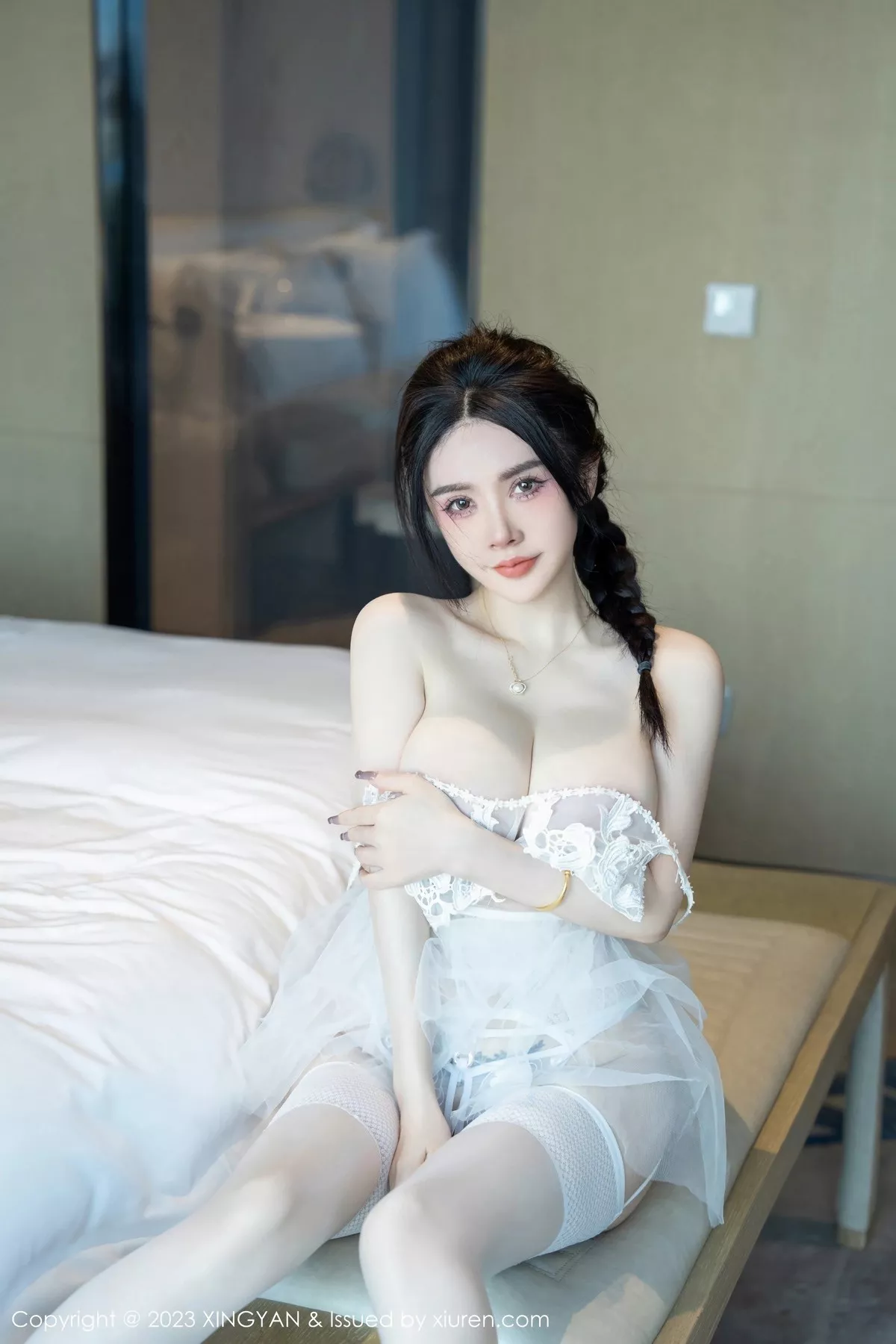 秀人集.com_[XINGYAN星颜社]VOL.196_模特潘娇娇性感白色蕾丝轻透情趣服饰秀巨乳肥臀极致诱惑写真80P