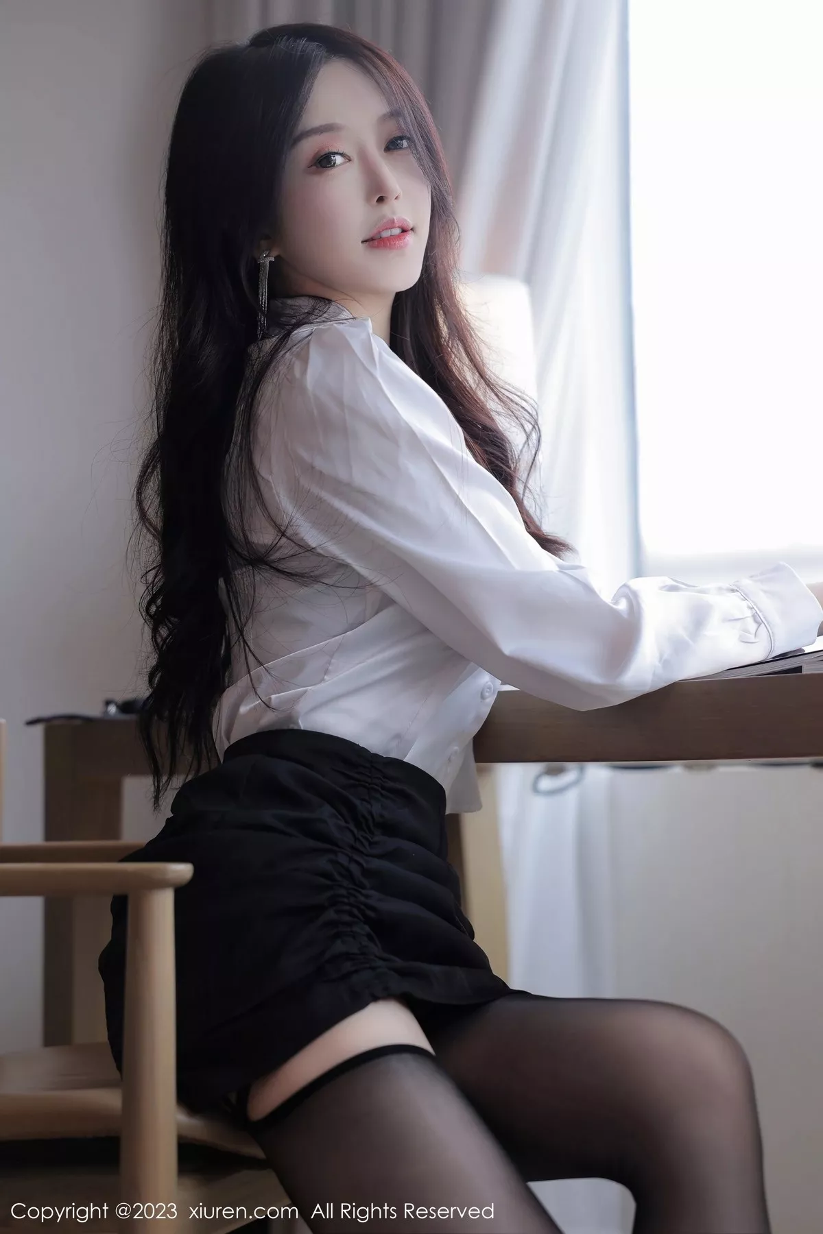 秀人集.com_[XiuRen秀人网]No.6824_模特玉兔miki性感白T配黑色短裙露黑色蕾丝内衣完美诱惑写真90P