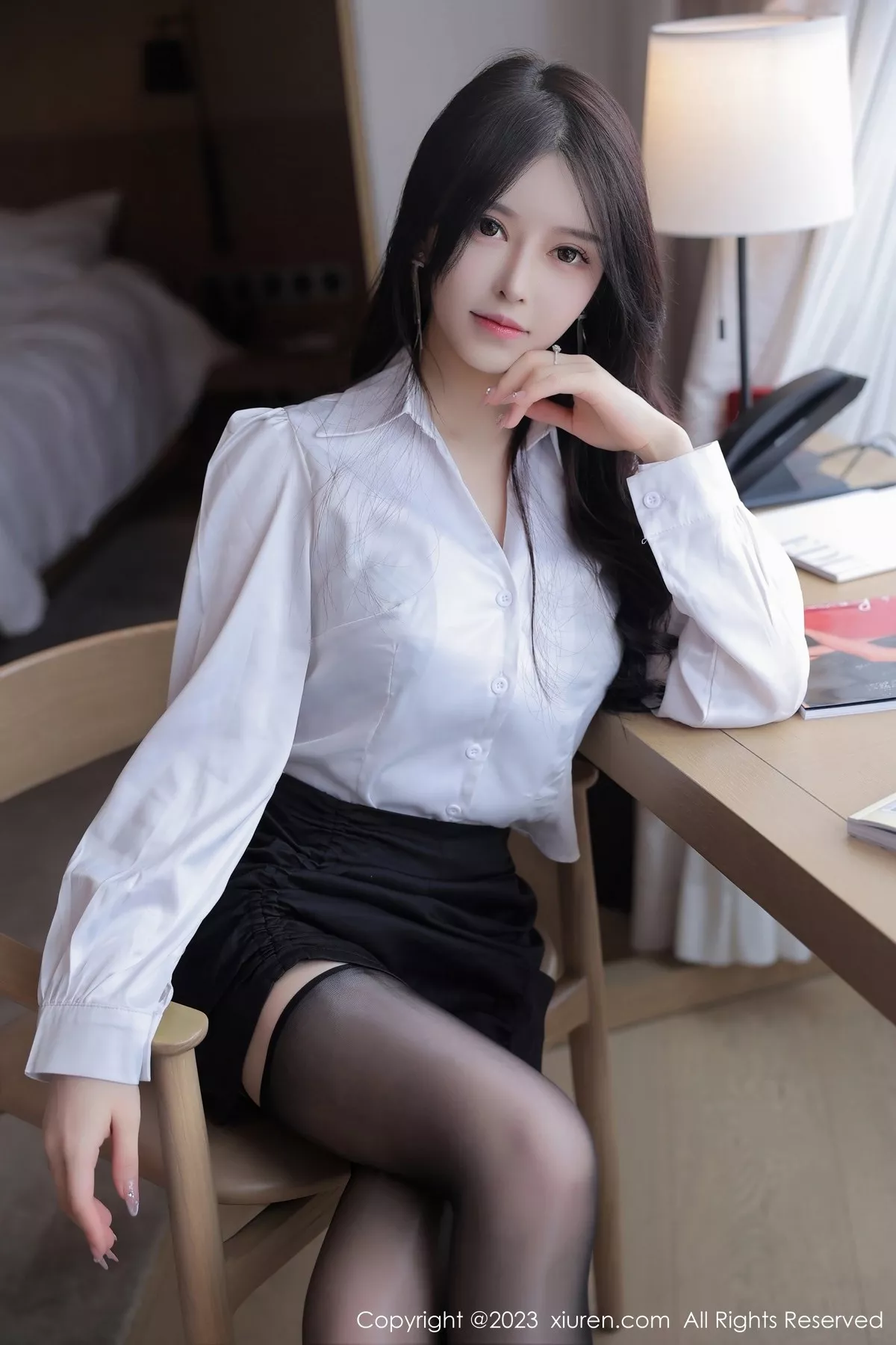 秀人集.com_[XiuRen秀人网]No.6824_模特玉兔miki性感白T配黑色短裙露黑色蕾丝内衣完美诱惑写真90P