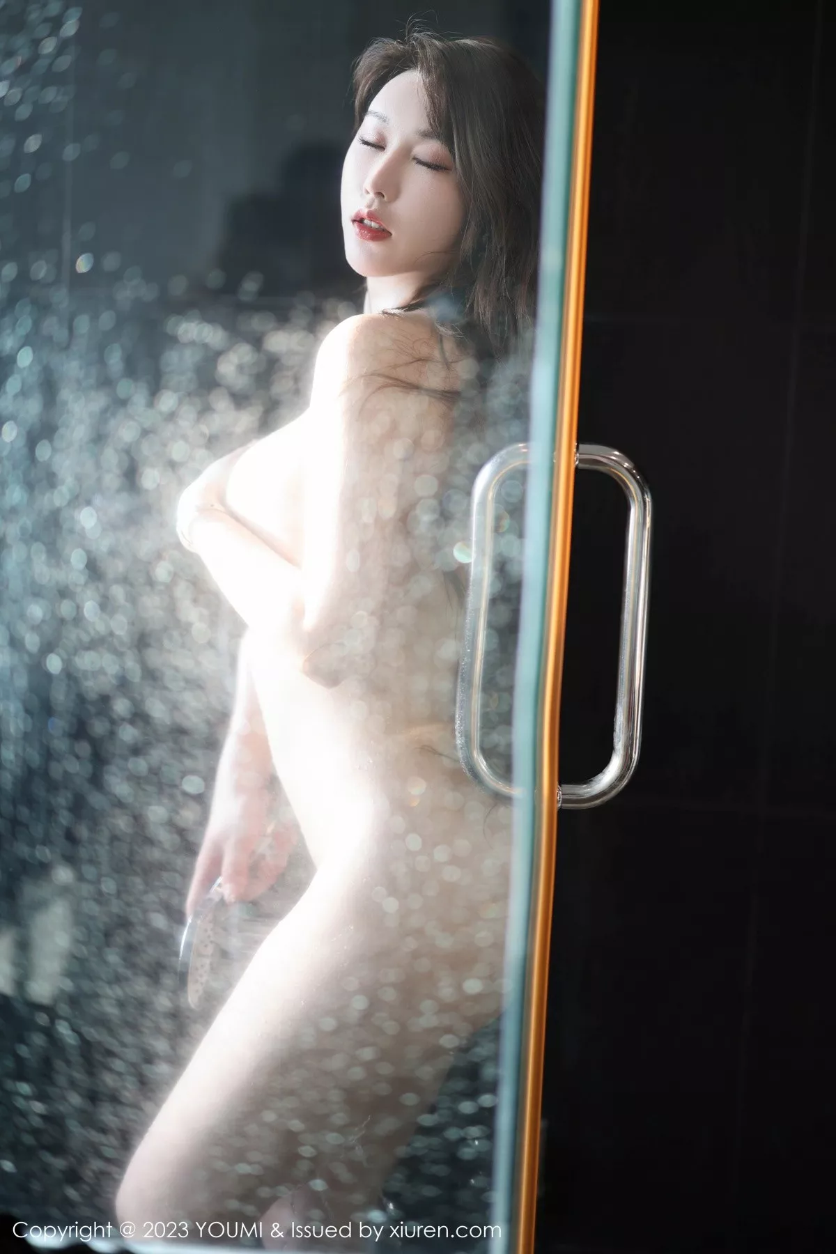 秀人集.com_[YouMi尤蜜荟]Vol.956_女神尤妮丝Egg黑色镂空连衣长裙露墨绿内衣秀魔鬼身材诱惑写真78P