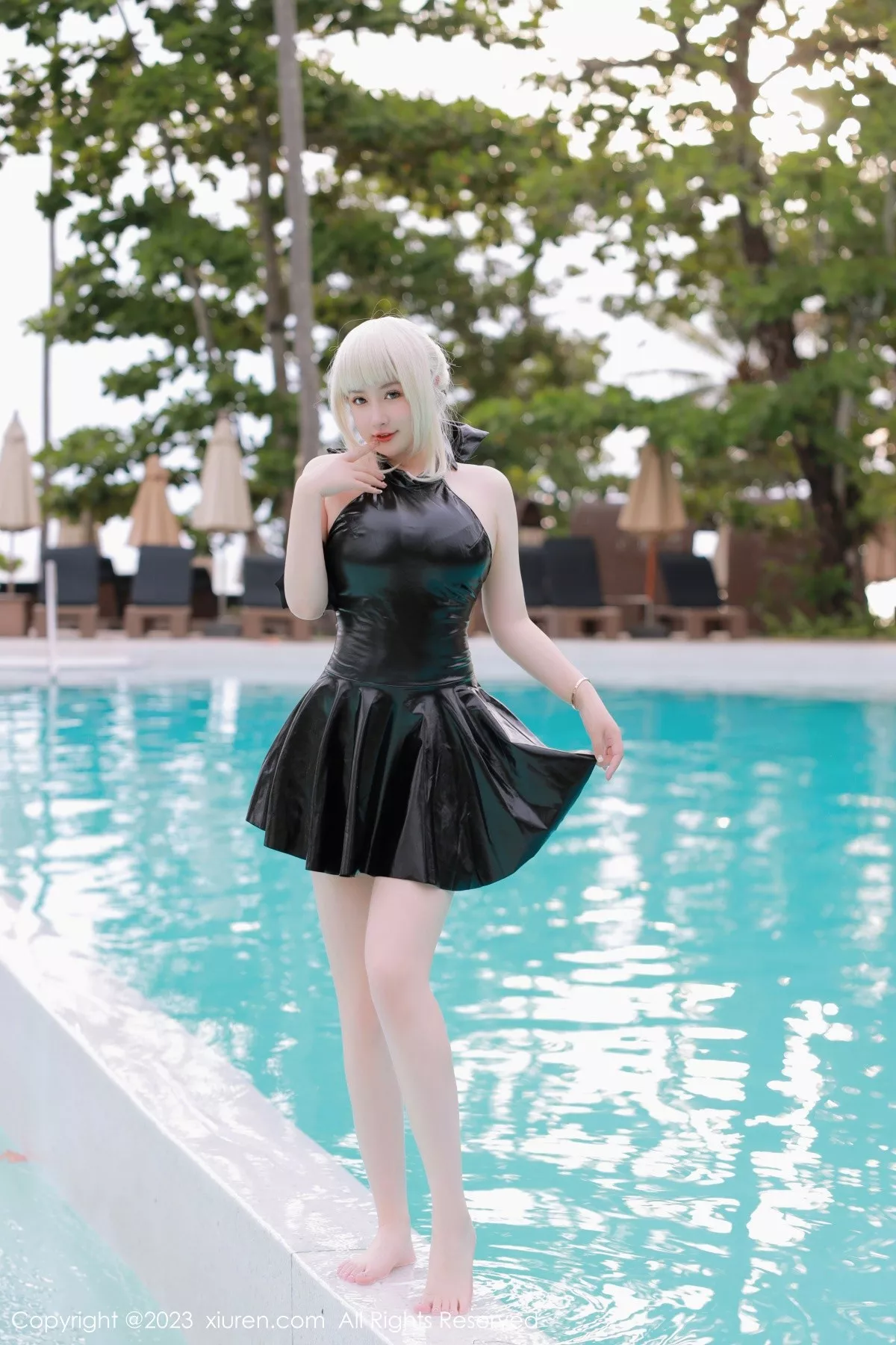 秀人集.com_[XiuRen秀人网]No.6984_模特养乐多DoDo性感黑色Cosplay装扮秀丰满身材惹火诱惑写真75P