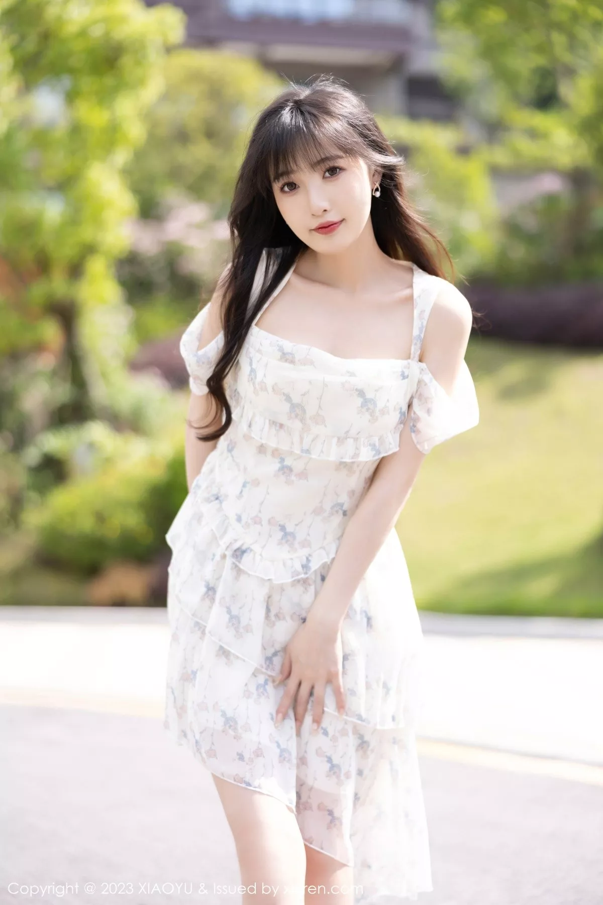 秀人集.com_[XiaoYu画语界]Vol.1058_模特林星阑性感白色薄透婚纱服配白丝吊袜秀曼妙身姿诱惑写真80P