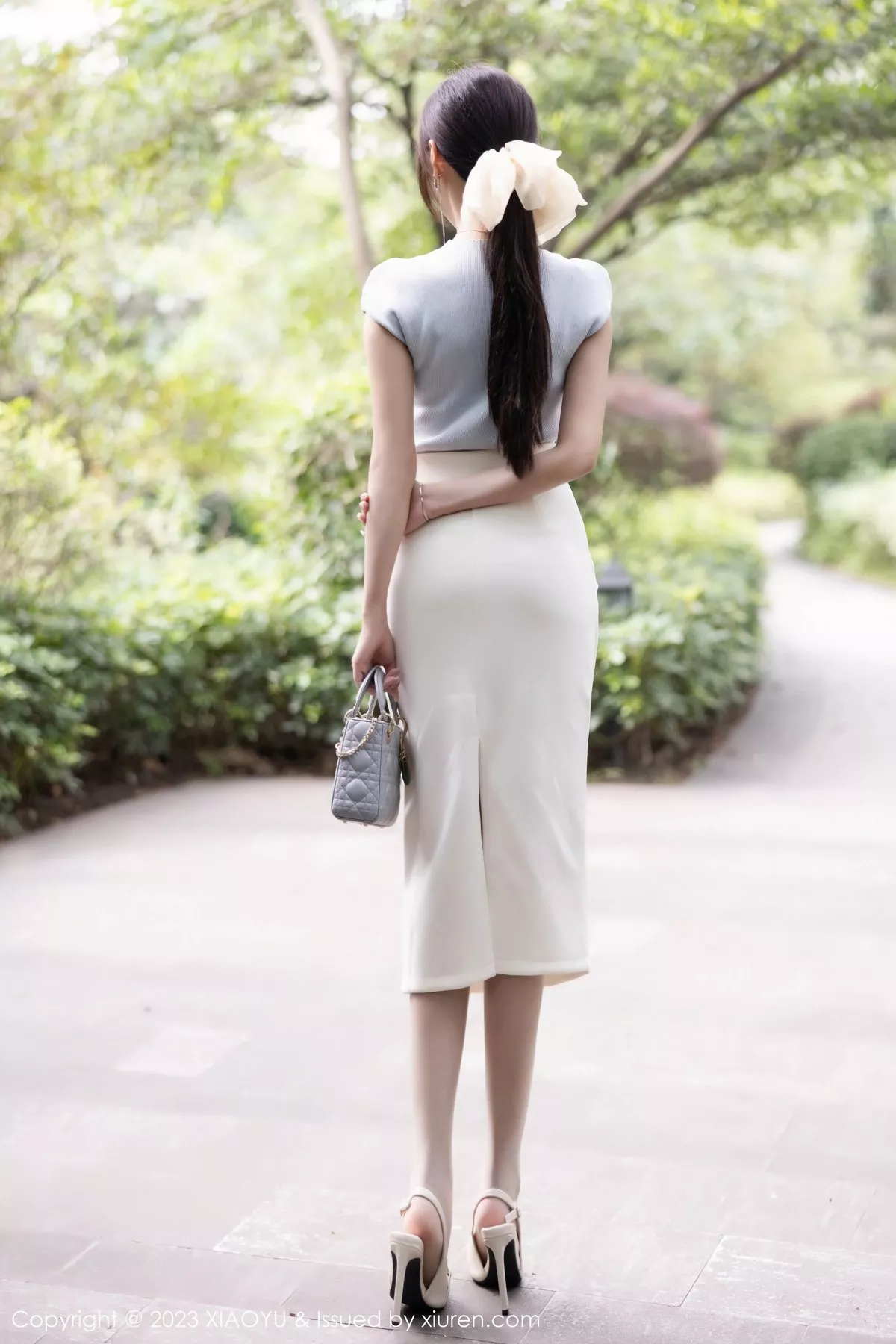 秀人集.com_[XiaoYu画语界]Vol.1059_女神王馨瑶yanni淡粉色内衣配超薄无内肉丝秀惹火身材诱惑写真84P