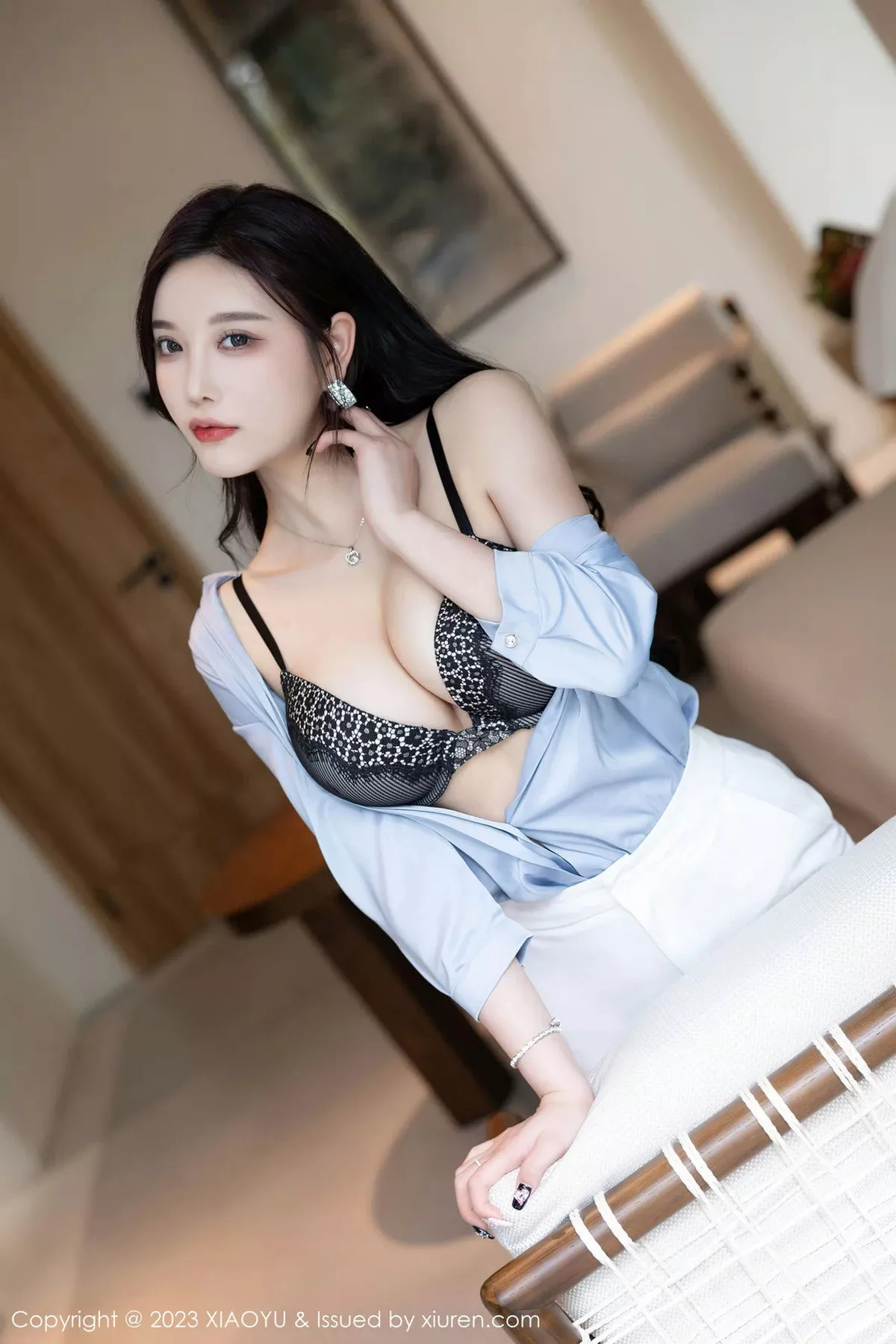 秀人集.com_[XiaoYu画语界]Vol.1065_女神杨晨晨Yome脱OL制服露黑色轻透内衣配超薄肉丝诱惑写真85P