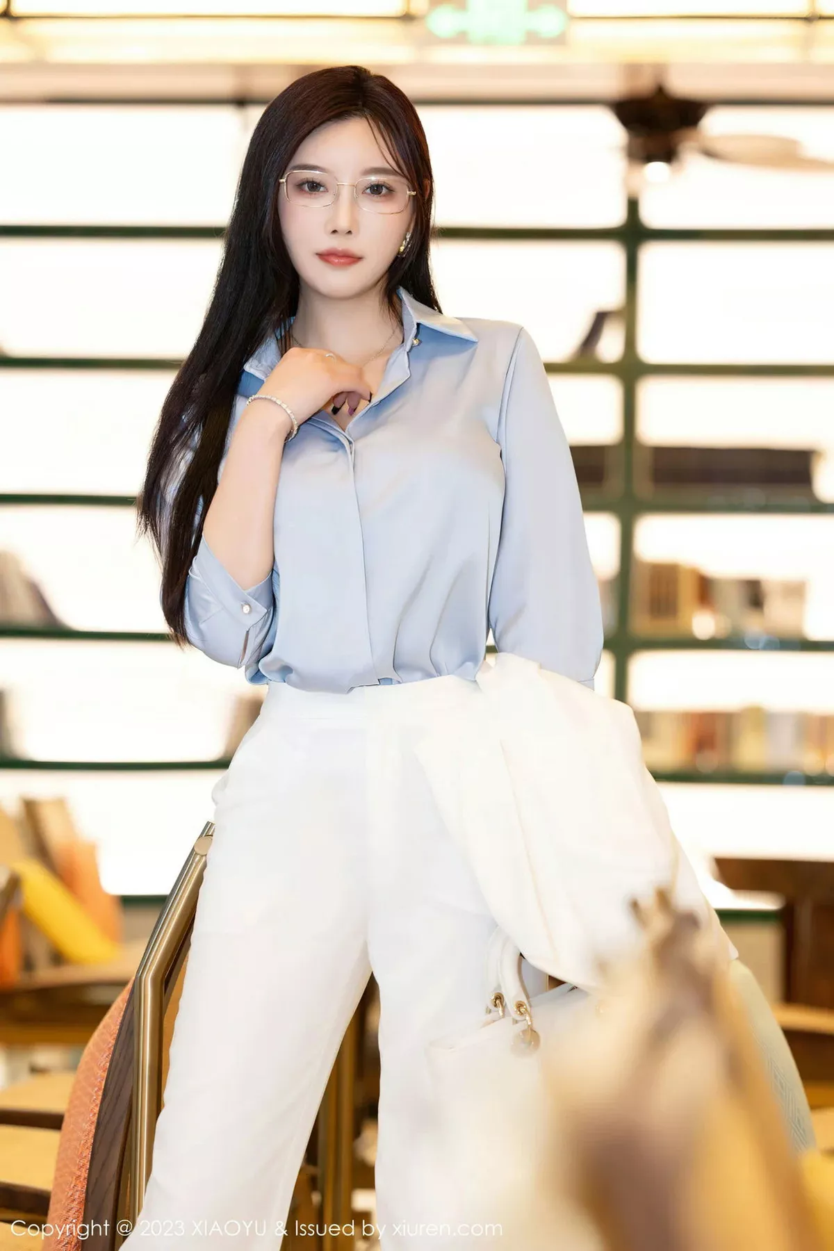 秀人集.com_[XiaoYu画语界]Vol.1065_女神杨晨晨Yome脱OL制服露黑色轻透内衣配超薄肉丝诱惑写真85P