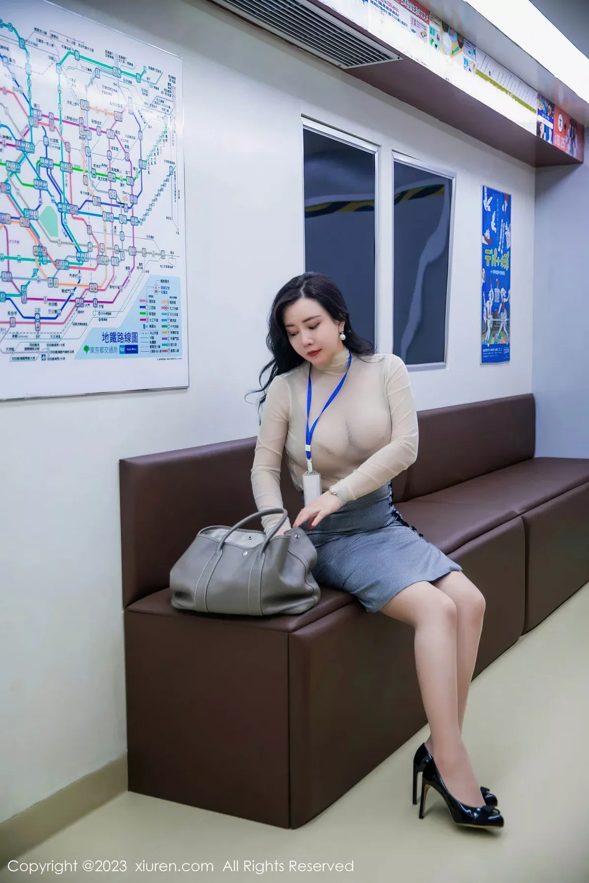 秀人集.com_[XiuRen秀人网]No.7054_模特王婉悠Queen性感薄透上衣露杏色内衣配原色丝袜诱惑写真78P