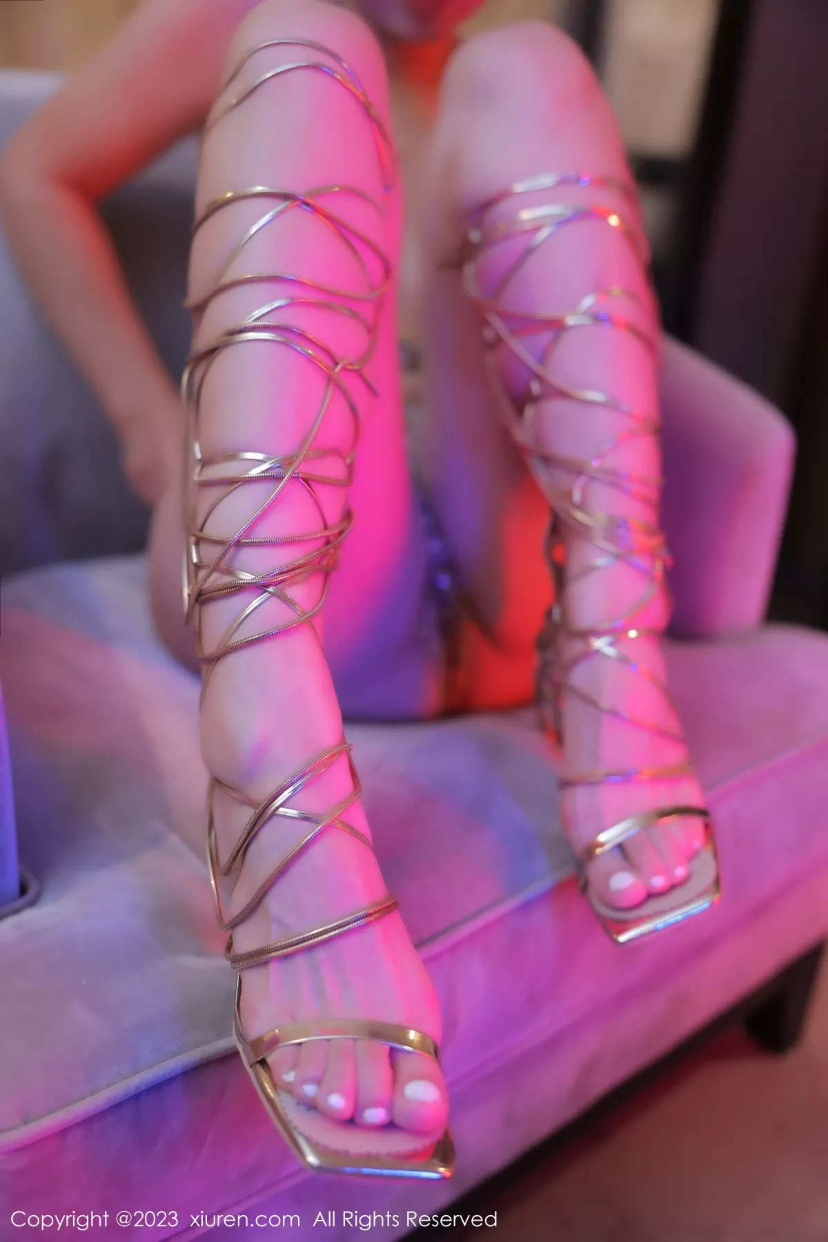 秀人集.com_[XiuRen秀人网]No.7058_模特大美妞儿性感链子比基尼服饰秀丰满身材油亮肌肤诱惑写真77P