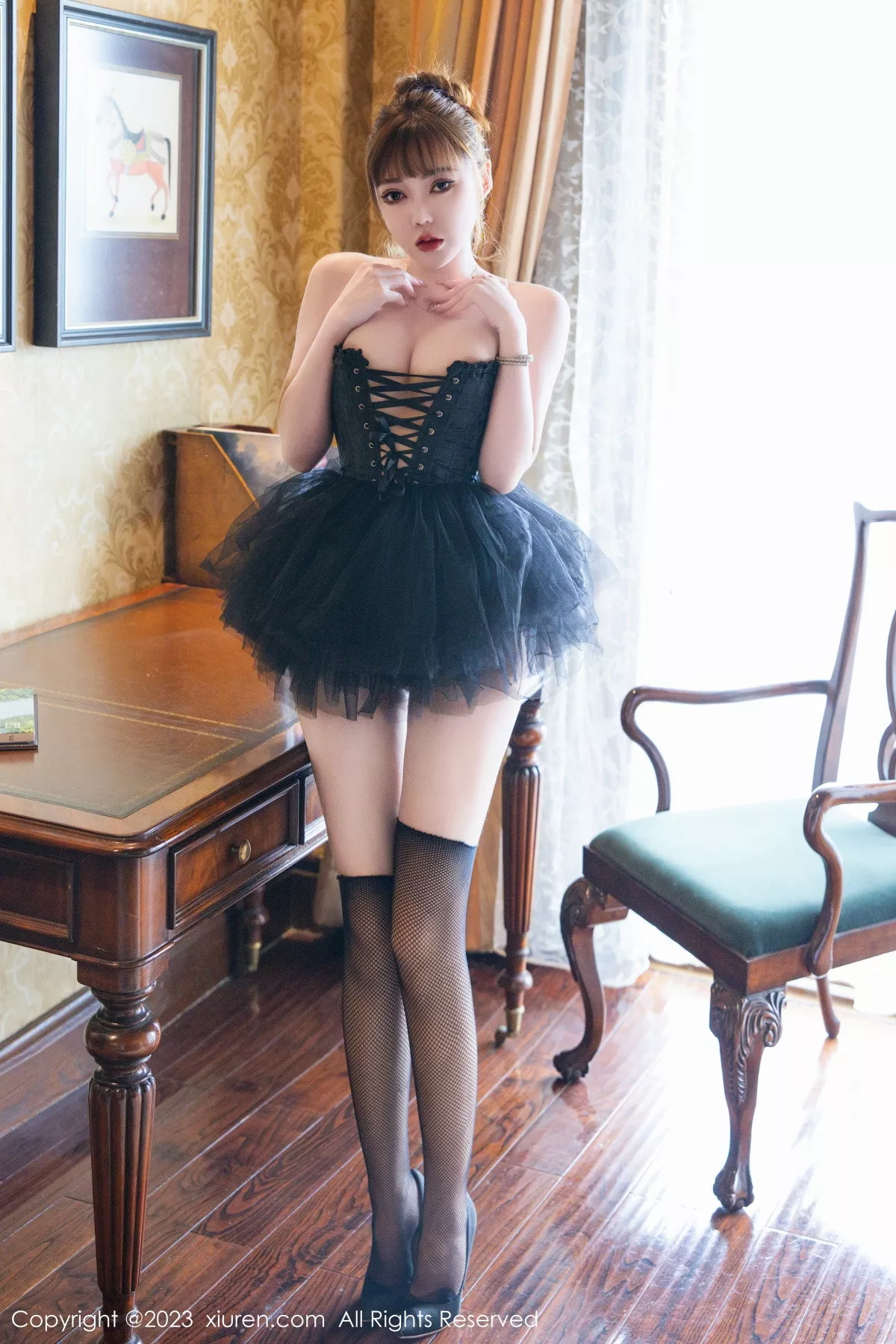 秀人集.com_[XiuRen秀人网]No.7057_模特萌汉药baby黑色薄纱天鹅短裙配黑丝袜秀丰满身材诱惑写真81P
