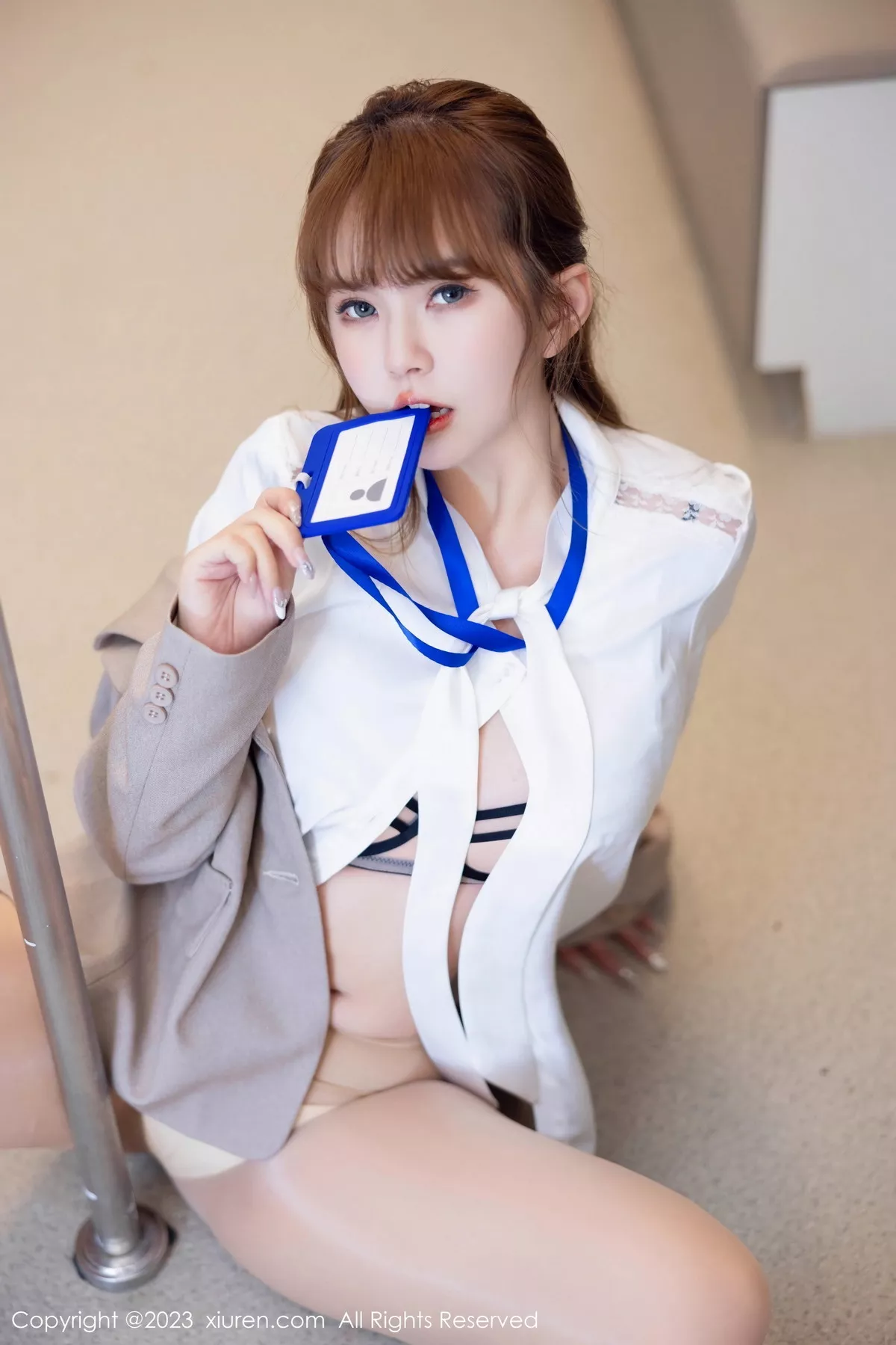 秀人集.com_[XiuRen秀人网]No.7073_模特张思允Nice性感杏色Ol职业装半脱秀丰满身材迷人诱惑写真89P