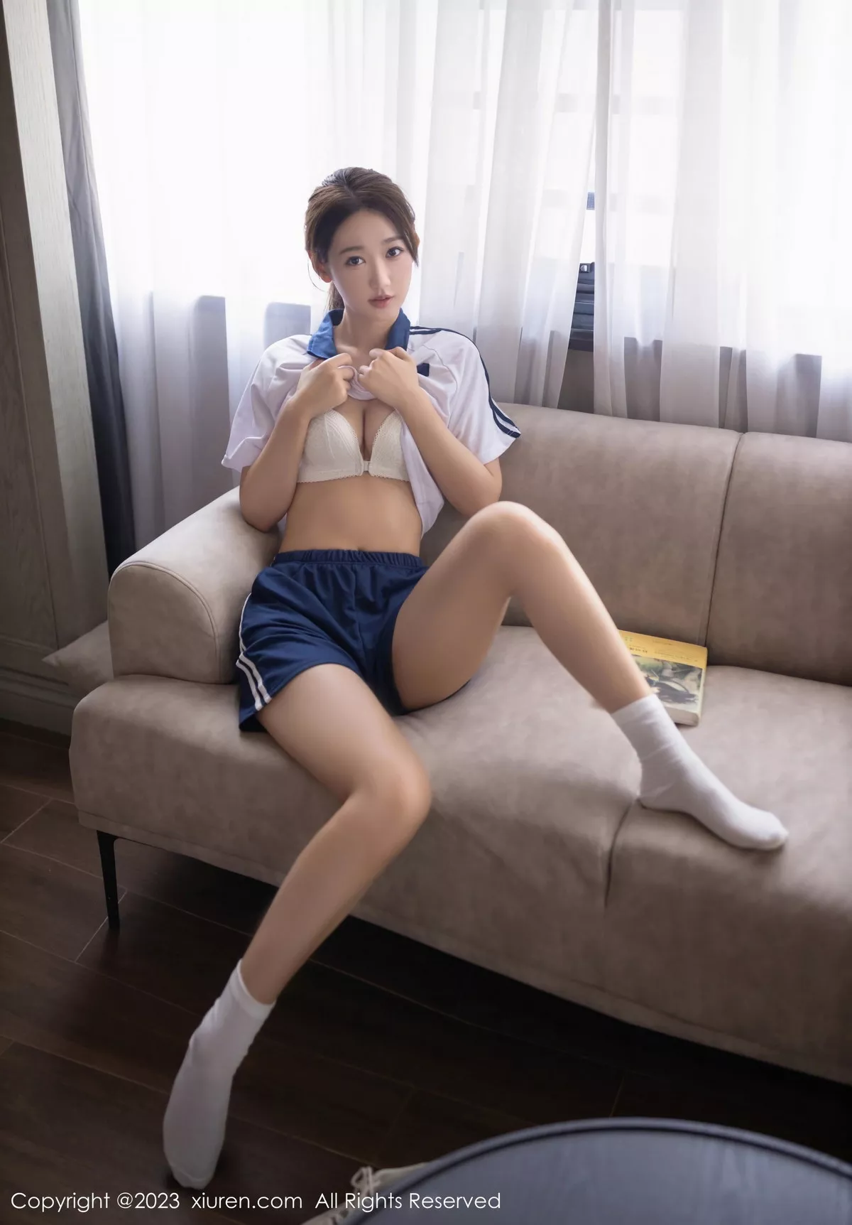 秀人集.com_[XiuRen秀人网]No.7091_模特唐安琪性感白色学妹装露白色蕾丝内衣秀曼妙身姿诱惑写真80P