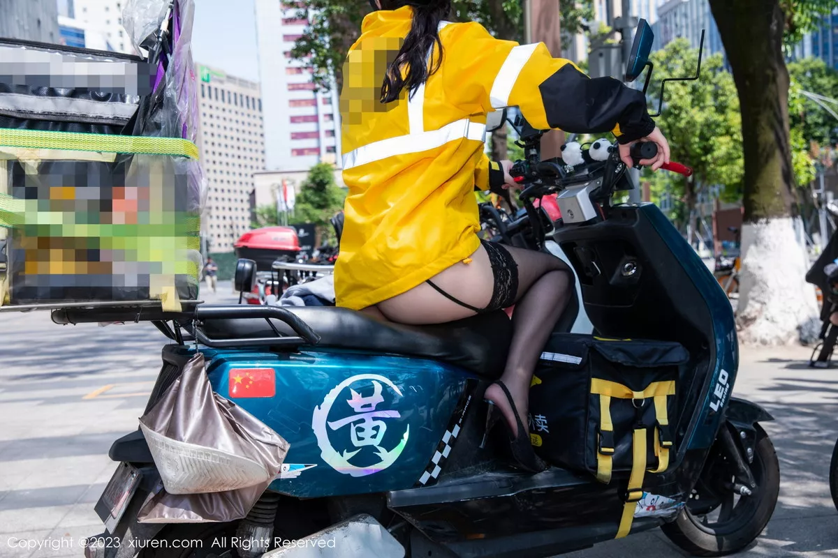 秀人集.com_[XiuRen秀人网]No.7093_模特王婉悠Queen黑色情趣蕾丝配黑丝吊袜秀丰腴身姿诱惑写真91P