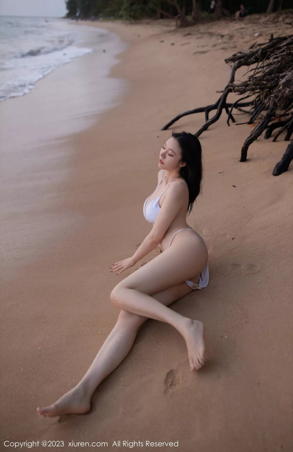秀人集.com_[XiuRen秀人网]No.7096_模特安然anran海滩场景拍摄白色比基尼秀曼妙身姿完美诱惑写真79P