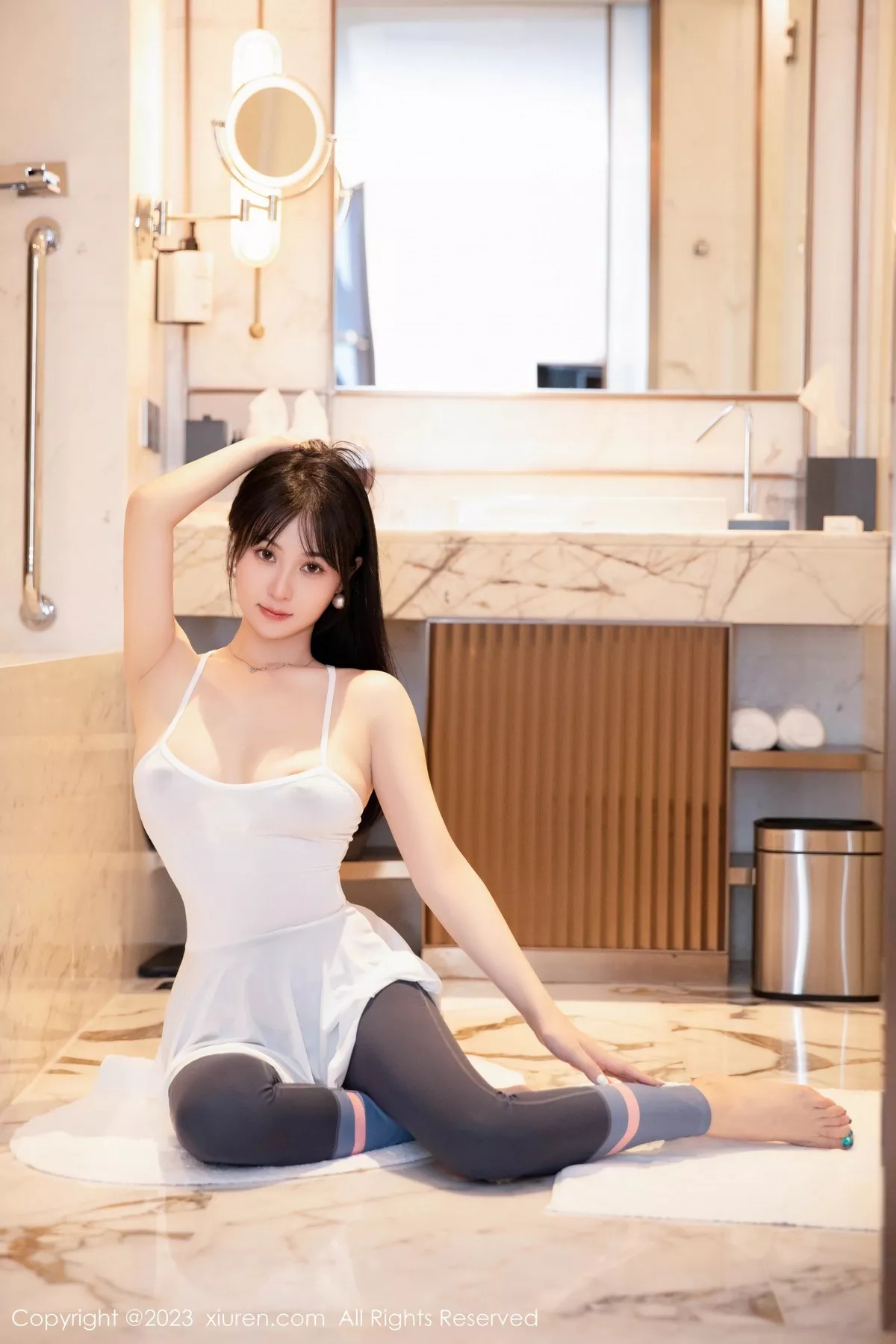 秀人集.com_[XiuRen秀人网]No.6968_模特柚琪Rich浴室场景性感白色轻透吊带服秀丰满身材诱惑写真83P