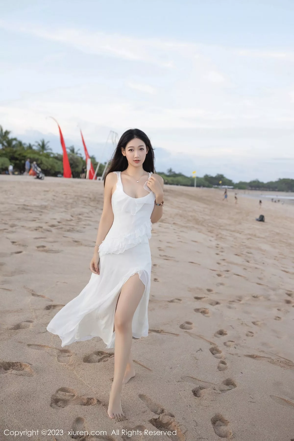 秀人集.com_[XiuRen秀人网]No.6976_模特唐安琪白色连衣长裙+性感白色吊带睡裙秀曼妙身姿诱惑写真80P