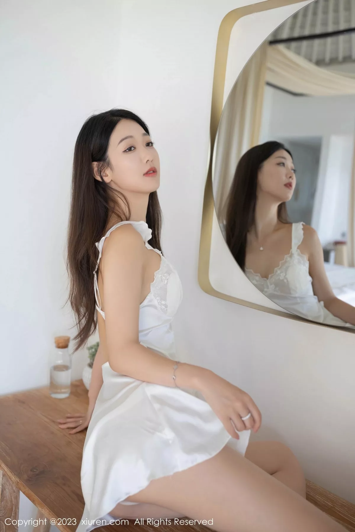 秀人集.com_[XiuRen秀人网]No.6976_模特唐安琪白色连衣长裙+性感白色吊带睡裙秀曼妙身姿诱惑写真80P