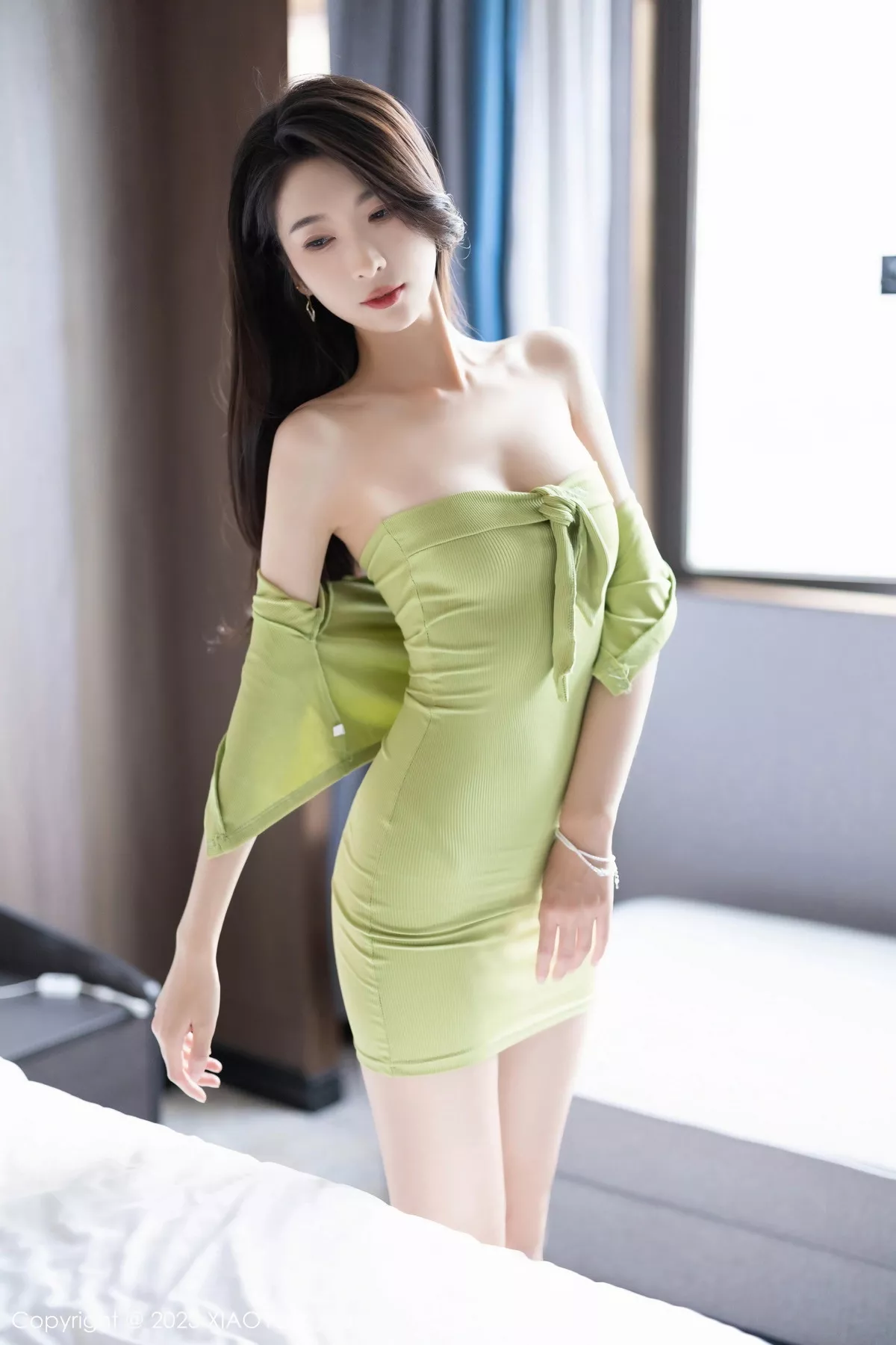 秀人集.com_[XiaoYu画语界]Vol.1073_模特林乐一绿色露肩连衣裙+黑色薄纱连衣裙秀曼妙身姿诱惑写真85P