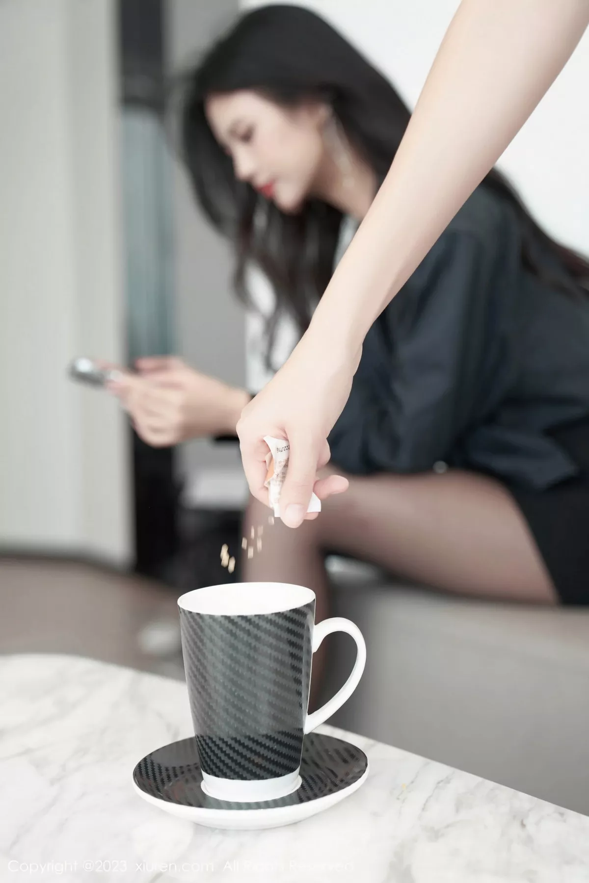 秀人集.com_[XiuRen秀人网]No.7100_模特浅浅Danny性感黑色情趣服配超薄黑丝秀丰腴身姿诱惑写真84P