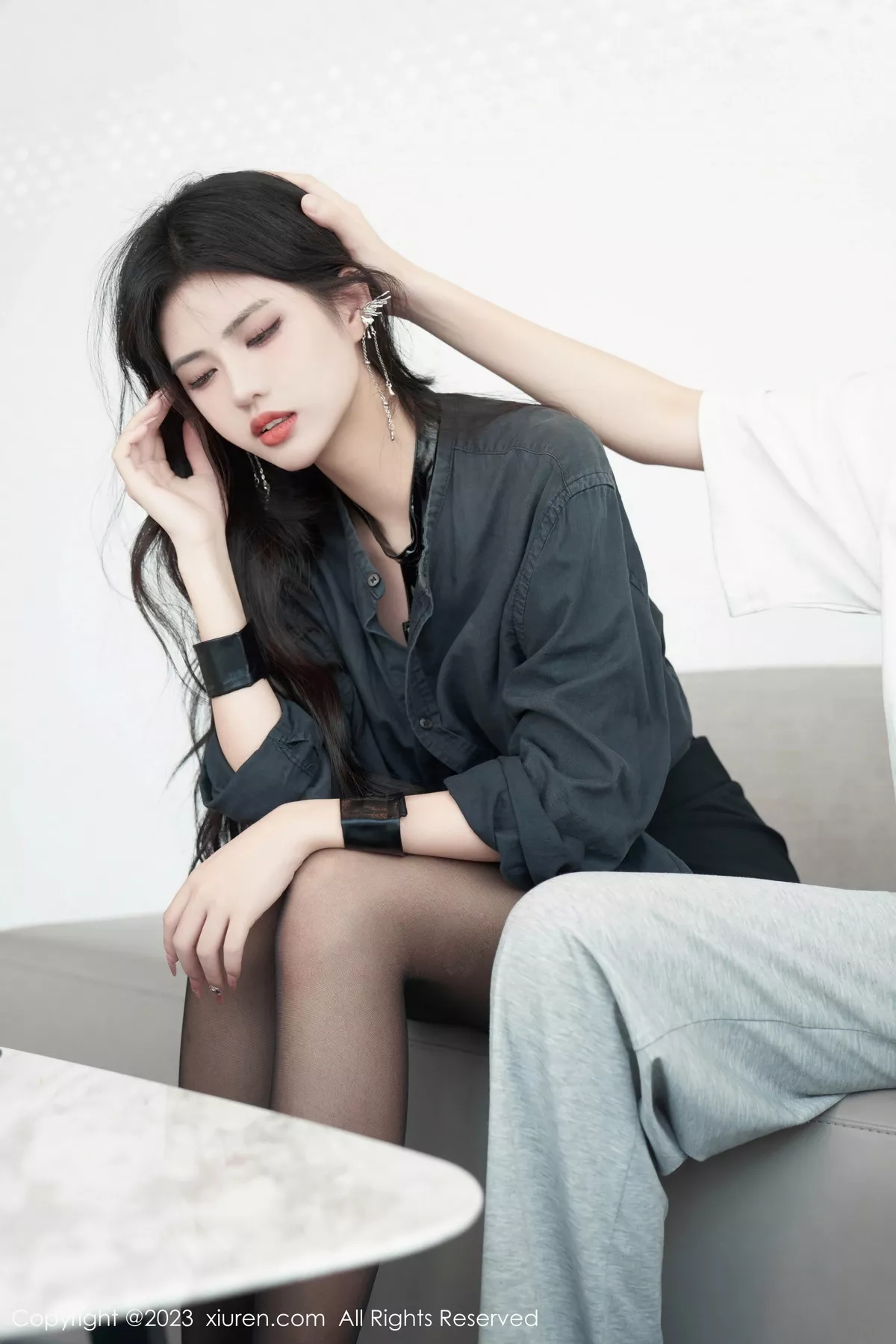 秀人集.com_[XiuRen秀人网]No.7100_模特浅浅Danny性感黑色情趣服配超薄黑丝秀丰腴身姿诱惑写真84P