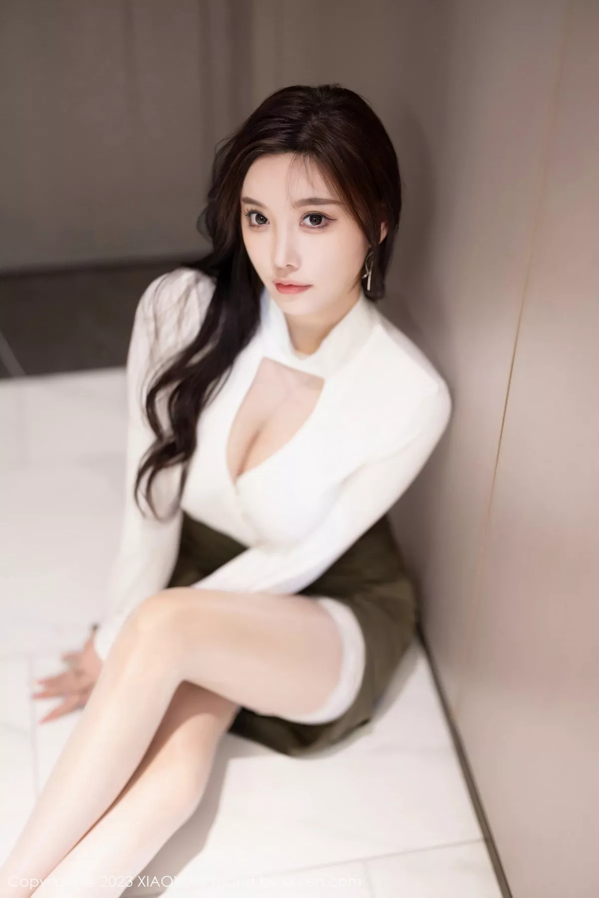 秀人集.com_[XiaoYu画语界]Vol.1080_女神杨晨晨Yome性感白色上衣露黑色薄纱轻透情趣内衣诱惑写真85P