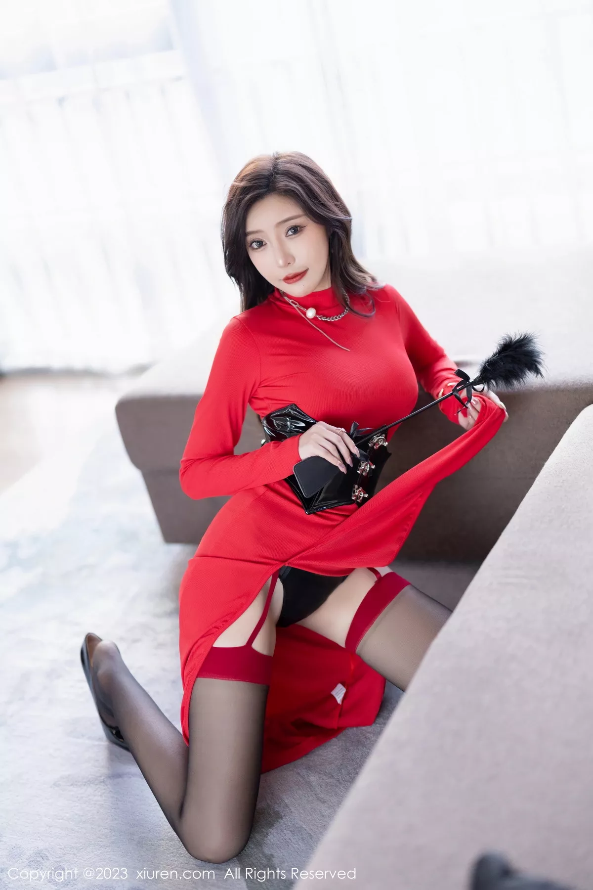 秀人集.com_[XiuRen秀人网]No.7190_女神王馨瑶yanni性感红色连衣长裙露黑色情趣内衣惹火诱惑写真91P