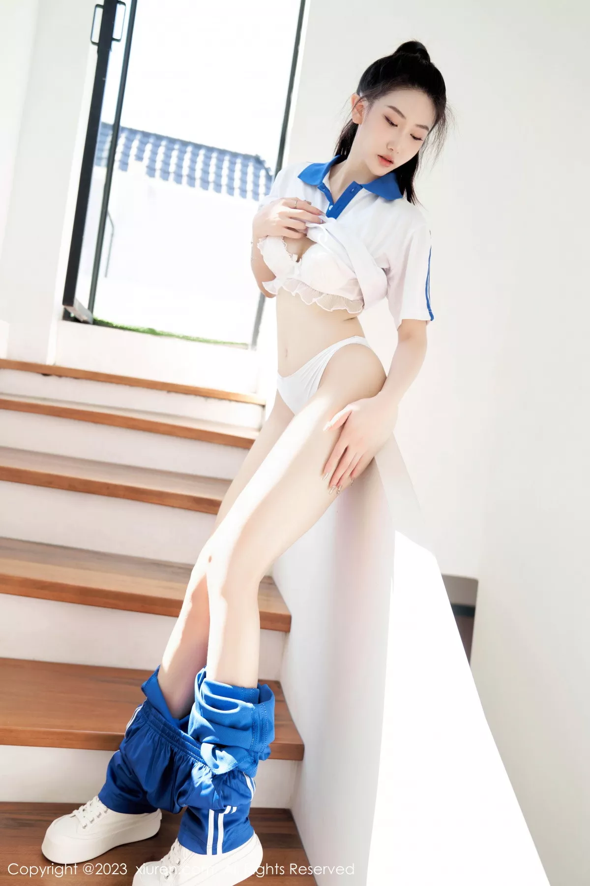 秀人集.com_[XiuRen秀人网]No.7110_模特沈青黛脱性感学生制服露白色蕾丝内衣秀完美身材诱惑写真107P