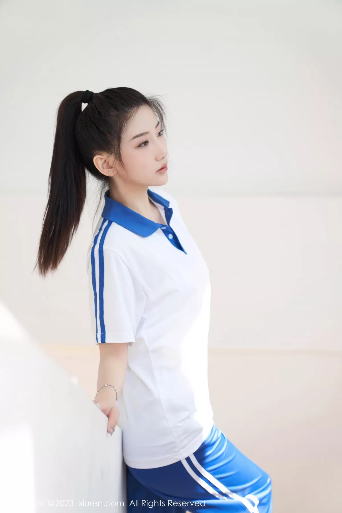 秀人集.com_[XiuRen秀人网]No.7110_模特沈青黛脱性感学生制服露白色蕾丝内衣秀完美身材诱惑写真107P