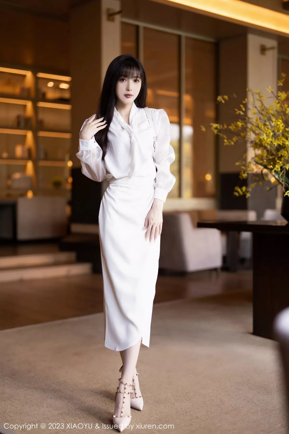 秀人集.com_[XiaoYu画语界]Vol.1088_模特林星阑性感白色连衣裙露浅色内衣配超薄肉丝妩媚迷人写真91P