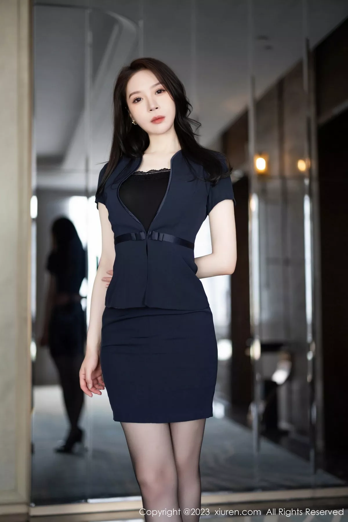 秀人集.com_[XiuRen秀人网]No.7212_模特梦心玥脱深蓝色制服露性感墨绿内衣配黑丝袜迷人诱惑写真83P