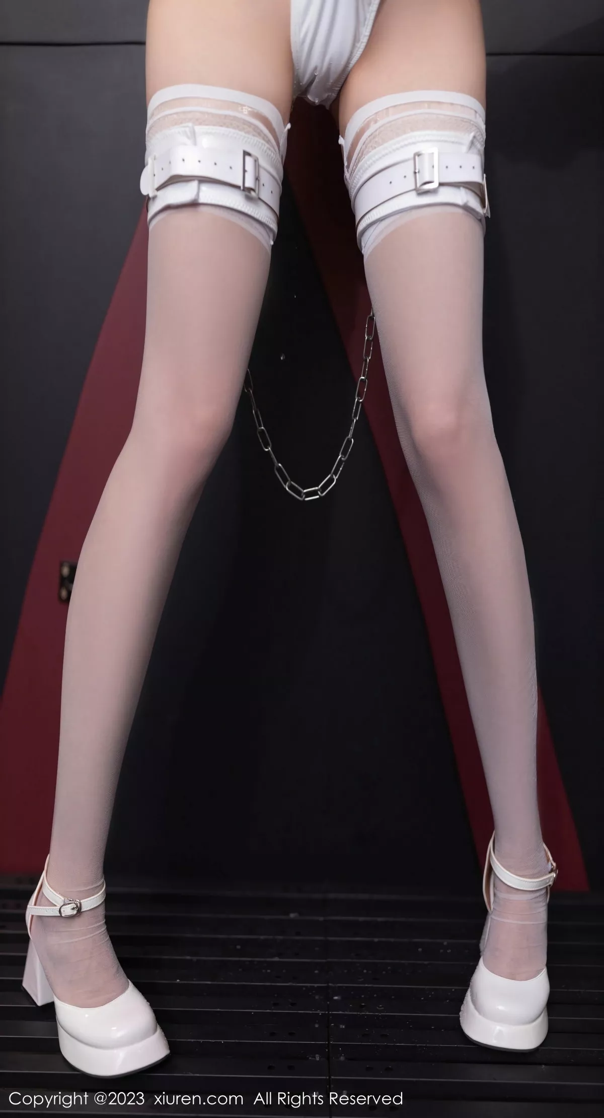 秀人集.com_[XiuRen秀人网]No.7223_模特鱼子酱Fish性感白色情趣服饰配白丝袜秀曼妙身姿诱惑写真79P