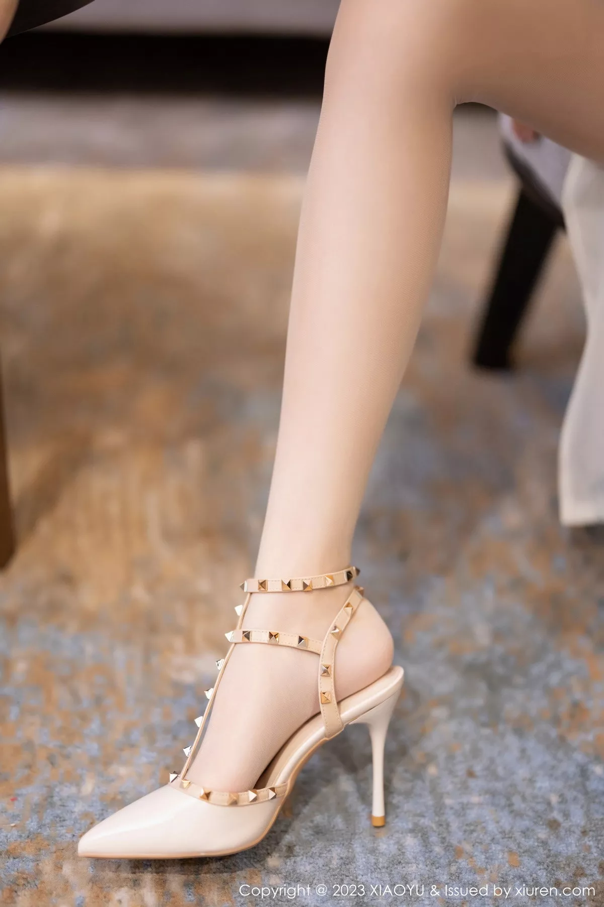 秀人集.com_[XiaoYu画语界]Vol.1093_模特林乐一米色图案旗袍+白色薄纱情趣服饰秀曼妙身姿诱惑写真83P