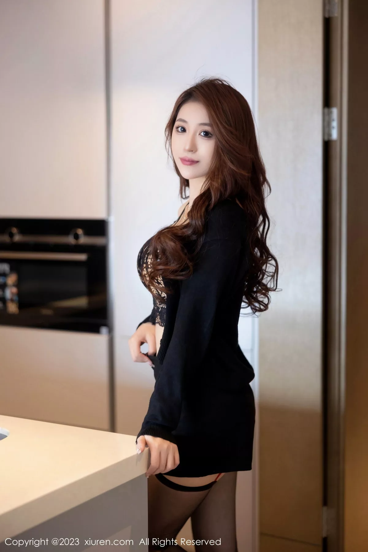 秀人集.com_[XiuRen秀人网]No.7115_模特汐汐baby性感黑色情趣内衣配黑丝吊袜秀凹凸身材诱惑写真92P