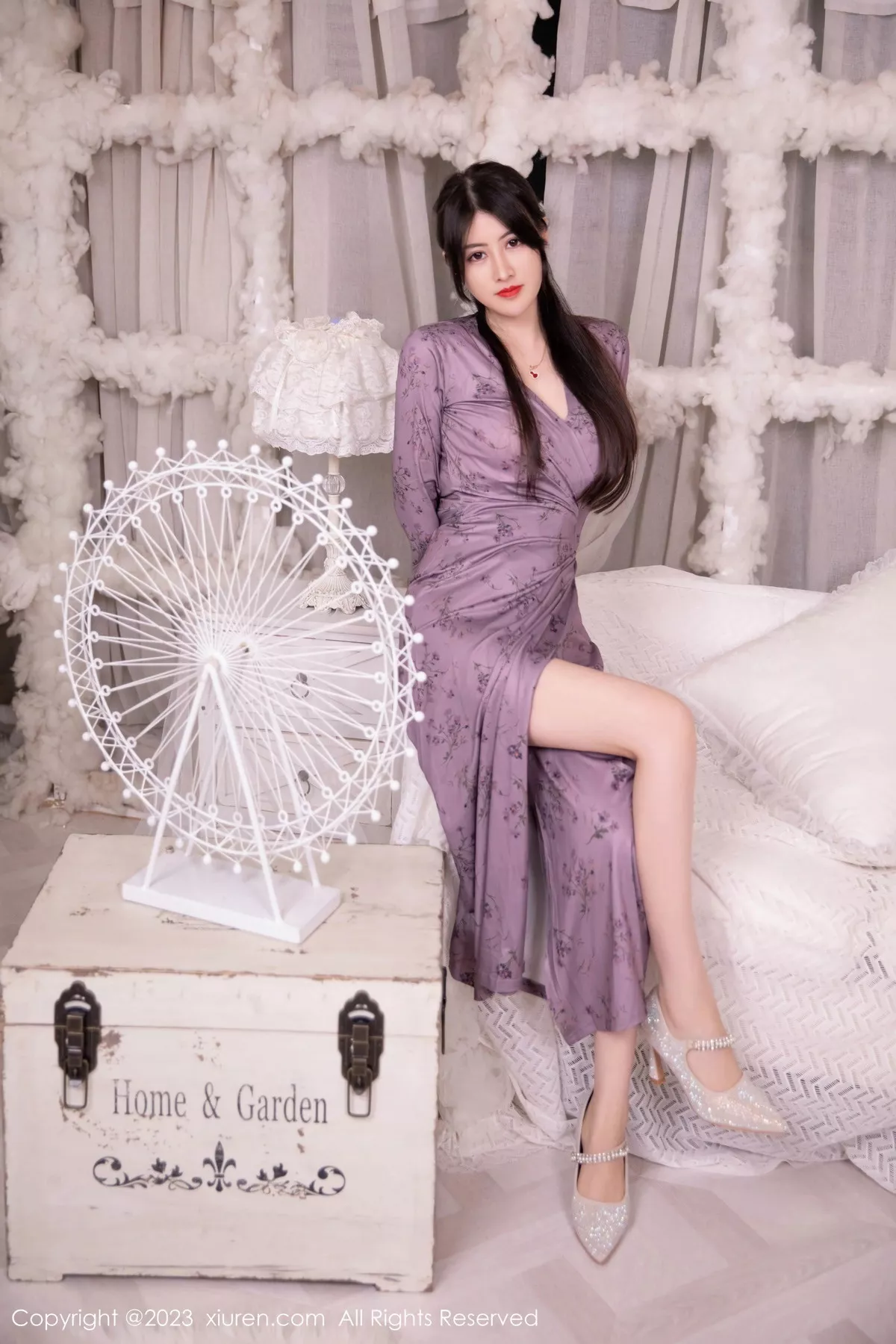 秀人集.com_[XiuRen秀人网]No.7126_模特诗诗kiki脱紫色连衣长裙露性感粉色内衣秀惹火身材诱惑写真87P