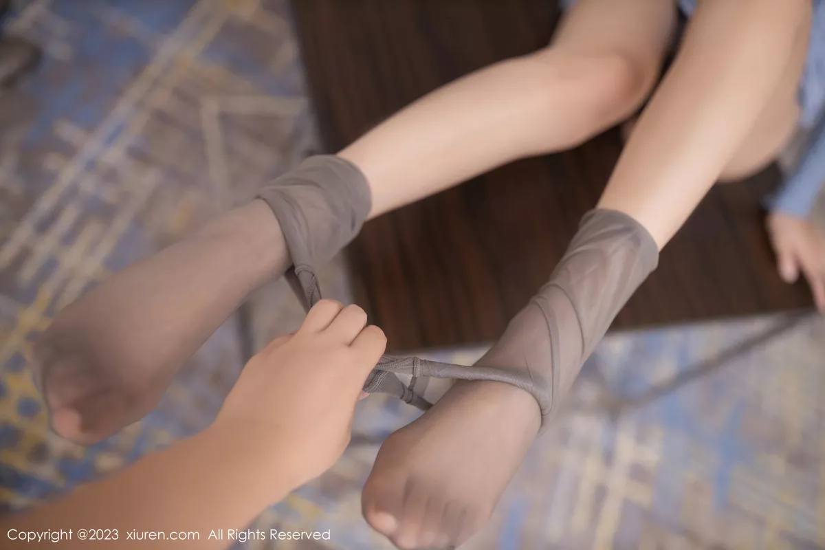 秀人集.com_[XiuRen秀人网]No.7138_模特利世性感蓝灰连衣长裙露蓝色内衣配灰色丝袜迷人诱惑写真78P