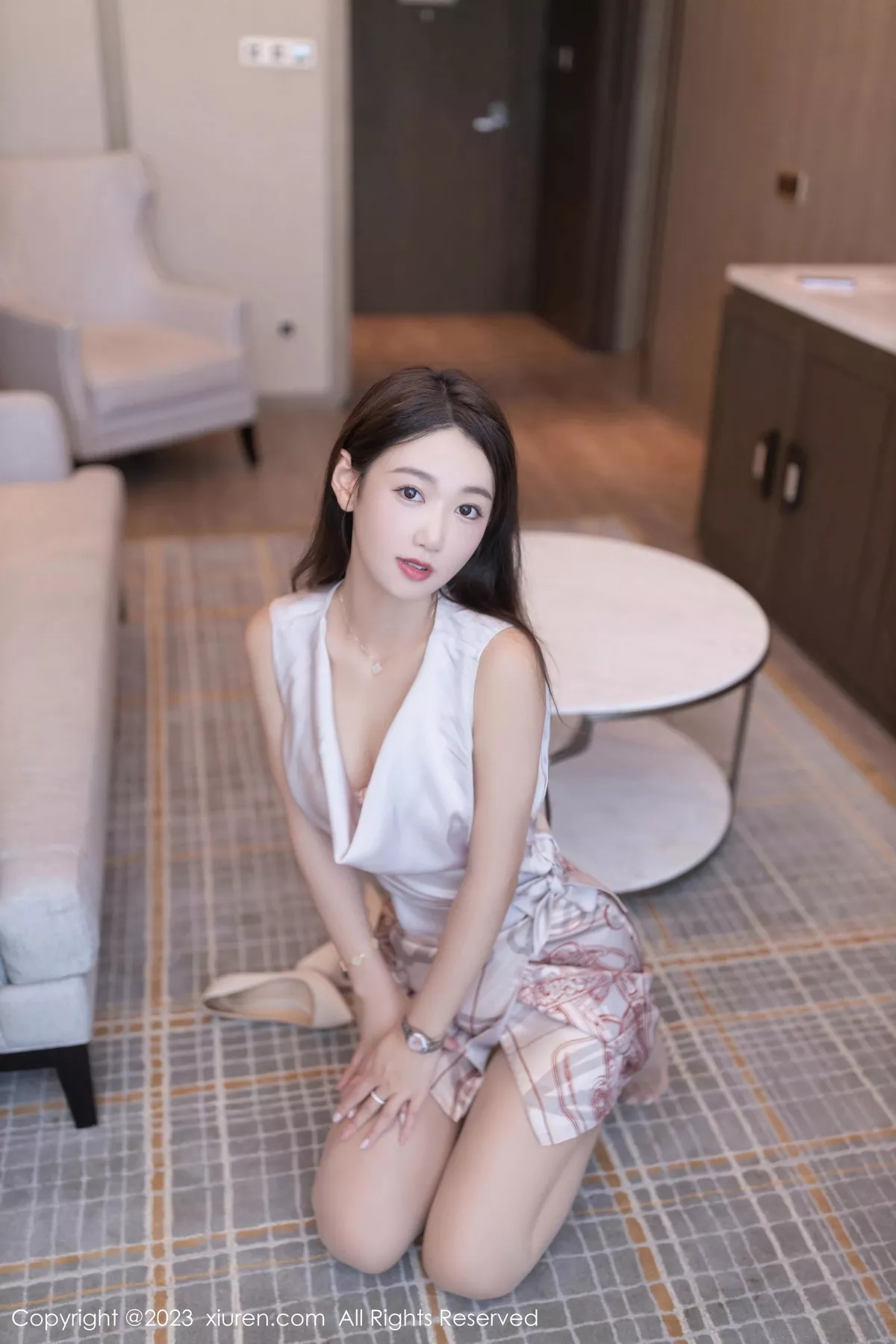 秀人集.com_[XiuRen秀人网]No.7264_模特唐安琪性感淡粉色上衣露粉色蕾丝内衣配开档肉丝诱惑写真78P