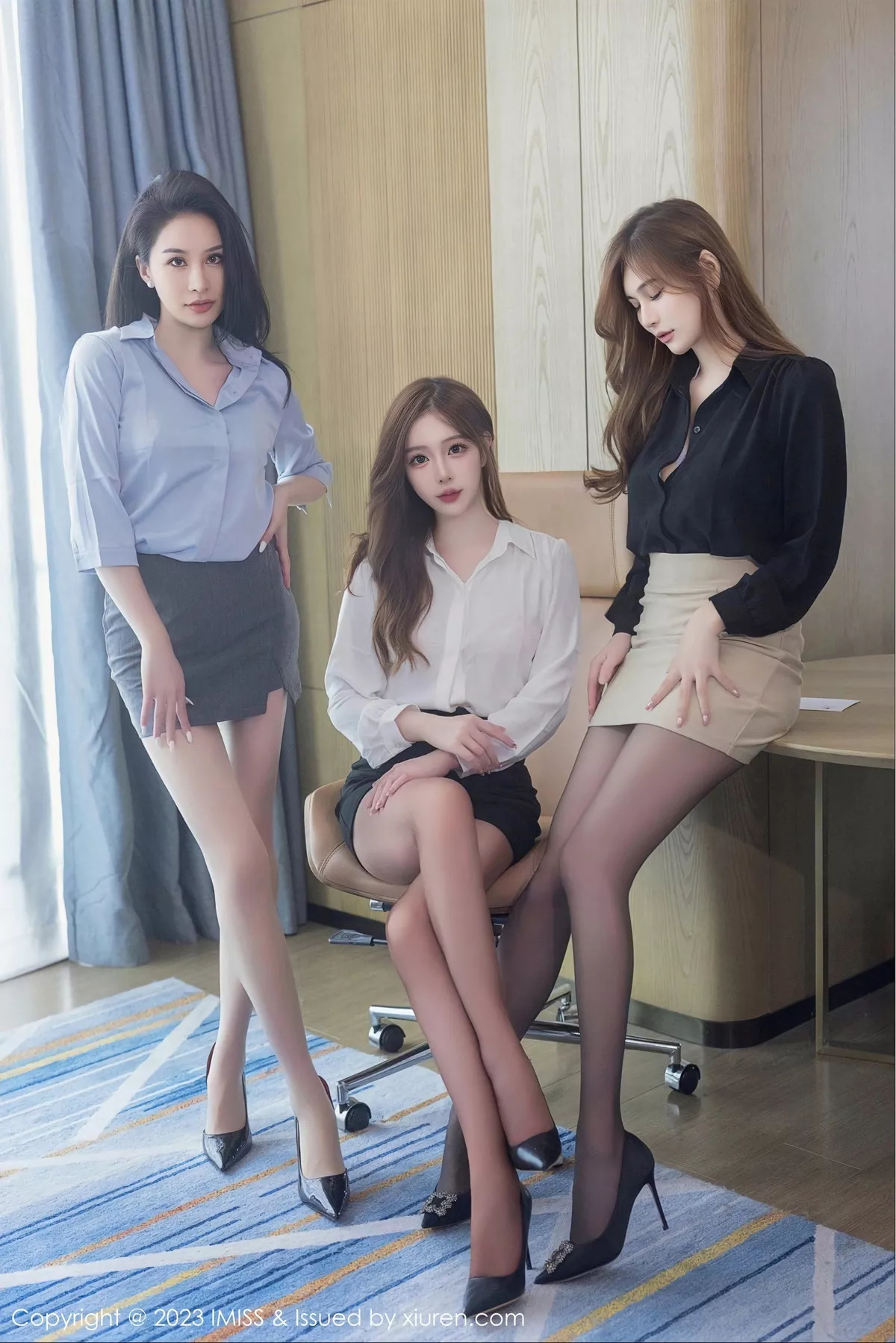 秀人集.com_[IMISS爱蜜社]Vol.743_模特Lavinia肉肉＆Jermy＆Lindalinda性感姐妹花私房内衣写真57P