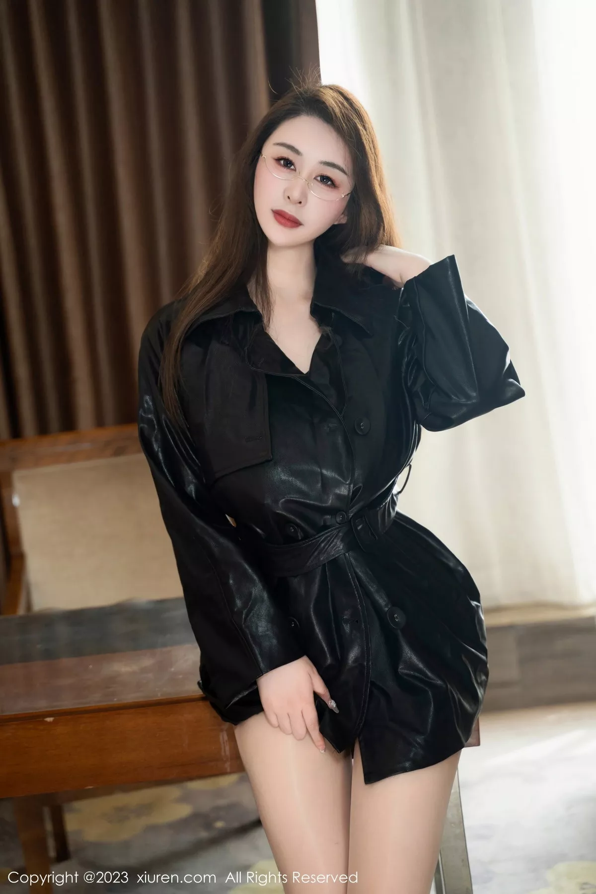 秀人集.com_[XiuRen秀人网]No.7307_模特王俪丁呀性感黑皮衣外套露女王血滴子秀傲人豪乳诱惑写真63P