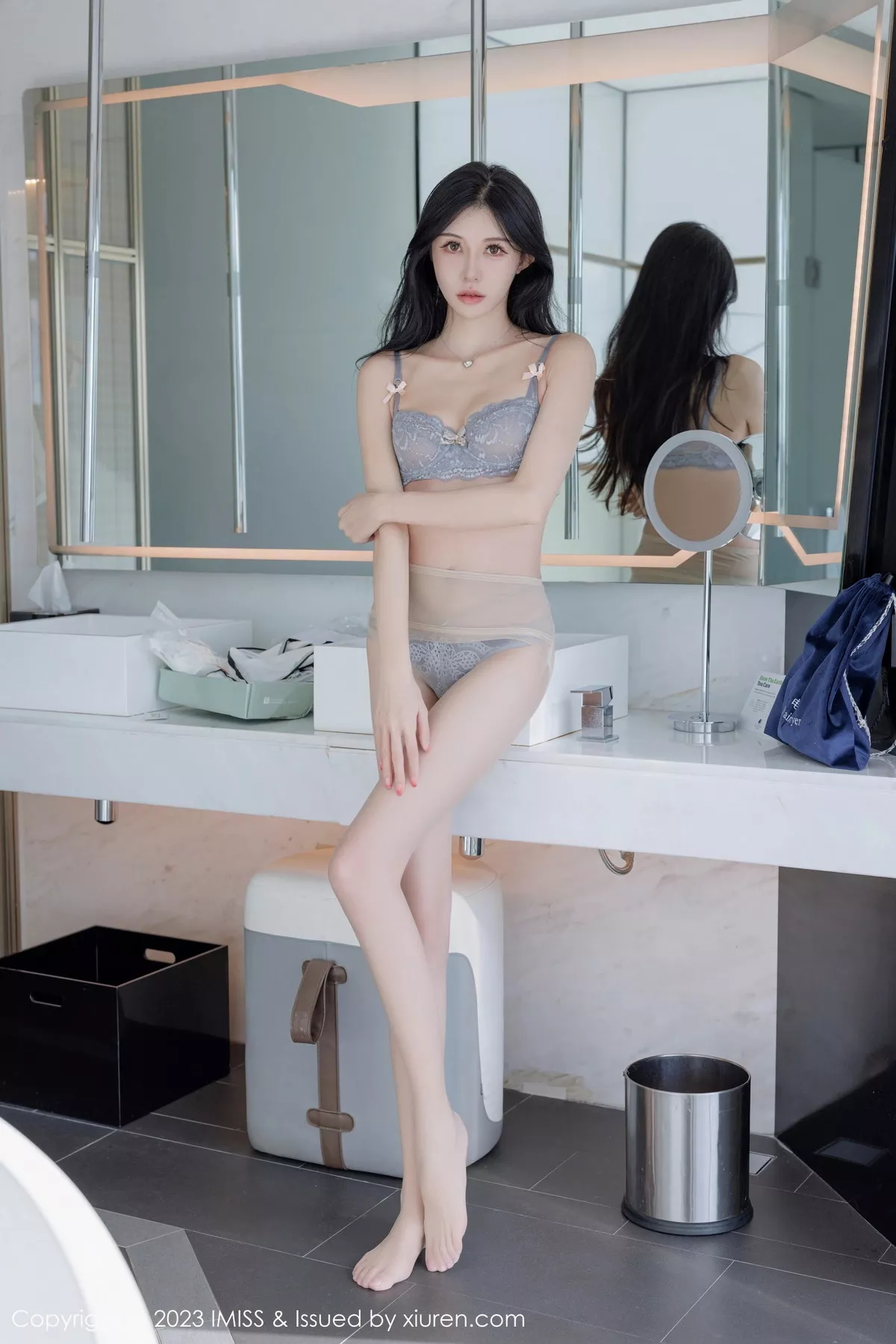 秀人集.com_[IMISS爱蜜社]Vol.746_模特泥鳅鳅酒店性感杏色时尚套装露淡蓝蕾丝内衣迷人诱惑写真54P