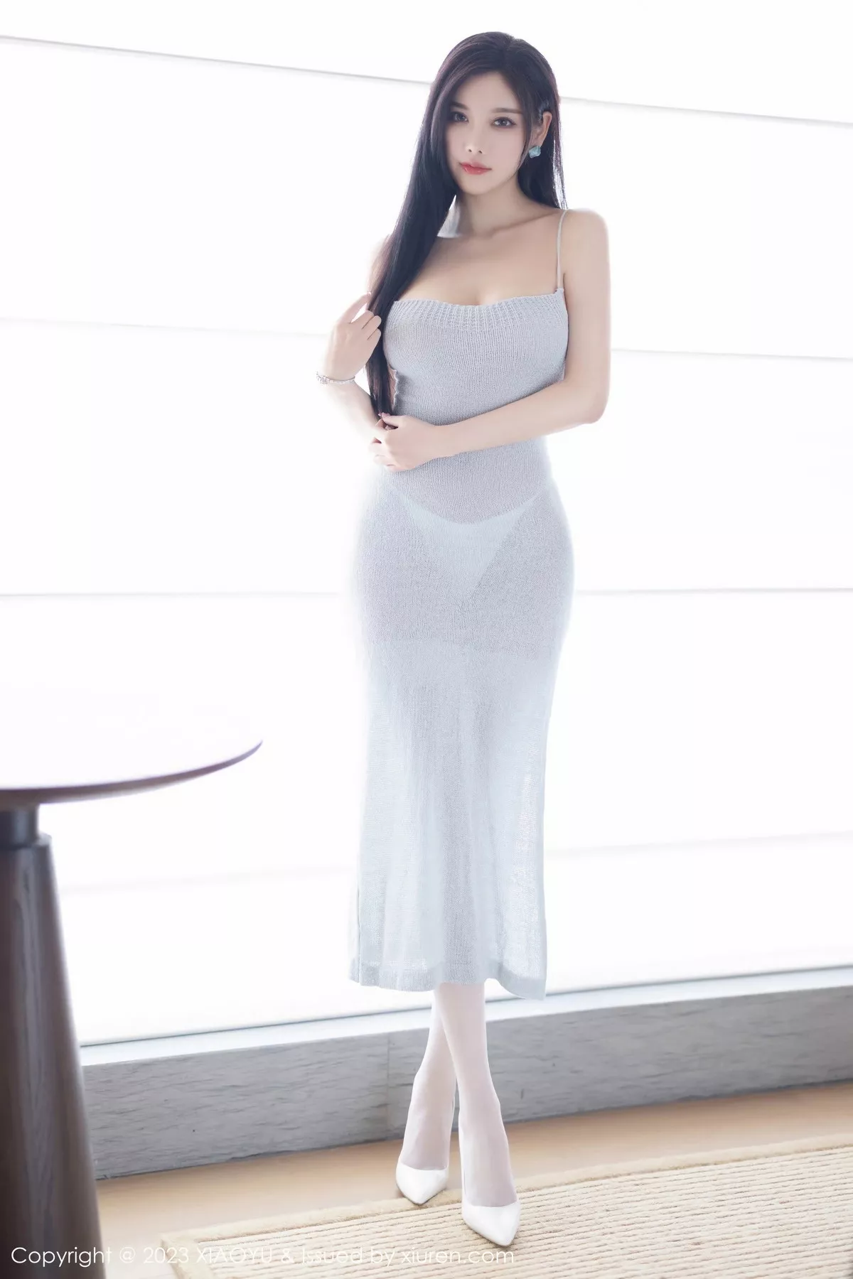 秀人集.com_[XiaoYu画语界]Vol.1104_女神杨晨晨Yome性感三点式内衣配白丝袜秀完美身材诱惑写真84P