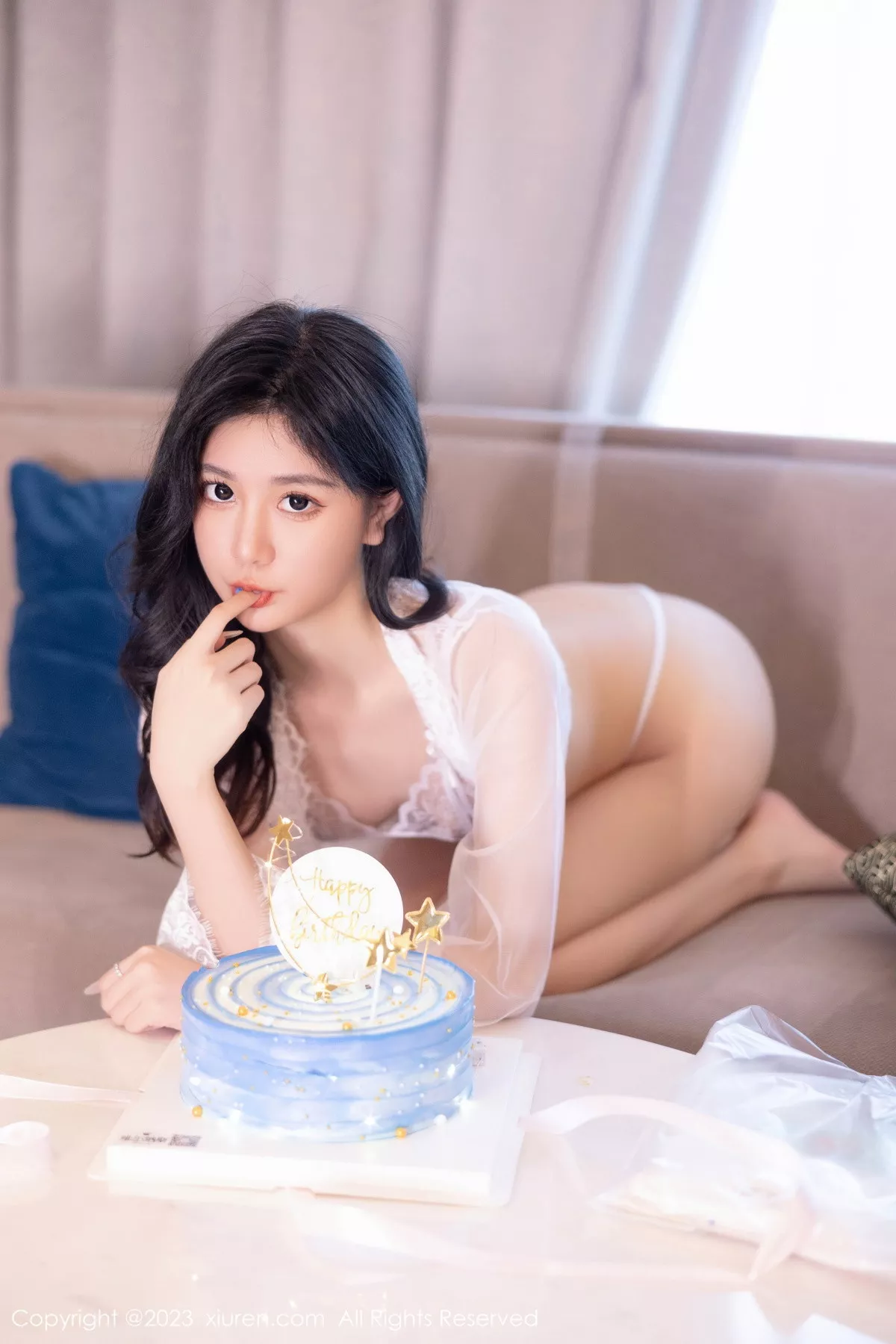 秀人集.com_[XiuRen秀人网]No.7348_模特幼幼性感白色网纱服饰露白色蕾丝内衣秀完美身材诱惑写真80P