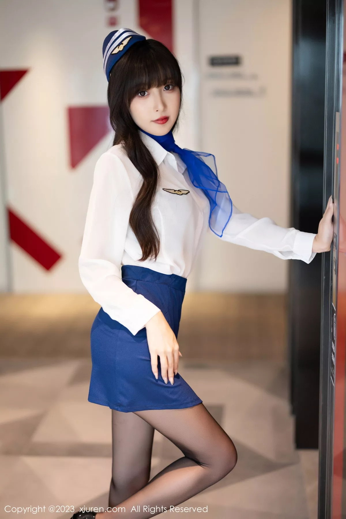 秀人集.com_[XiuRen秀人网]No.7347_模特林星阑空姐制服露蓝灰内衣配魅惑黑丝秀曼妙身姿诱惑写真83P