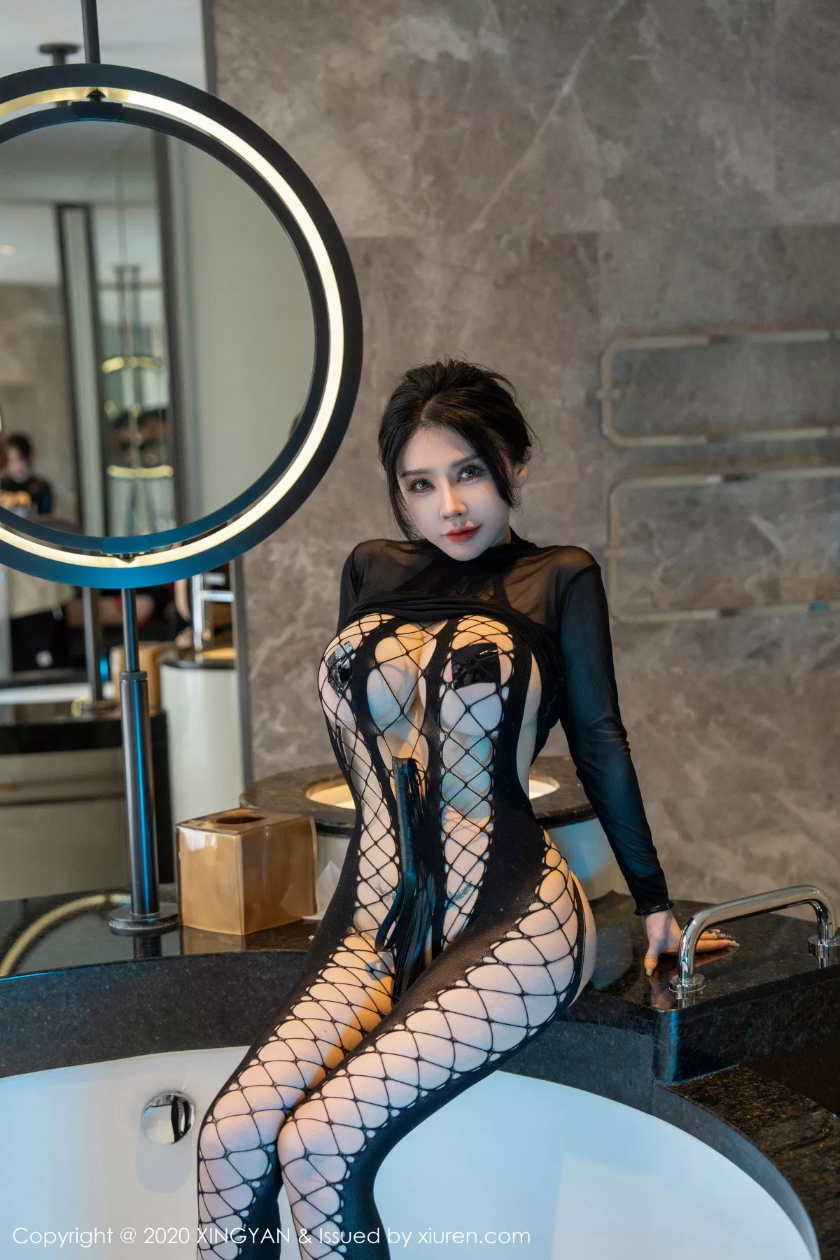 秀人集.com_[XINGYAN星颜社]VOL.210_模特潘娇娇性感黑色渔网式连体衣情趣服饰秀巨乳肥臀诱惑写真77P