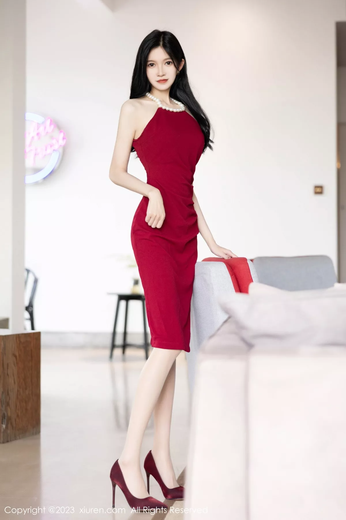 秀人集.com_[XiuRen秀人网]No.7352_模特程程程性感红色连衣裙+黑色蕾丝情趣服秀苗条身姿诱惑写真80P