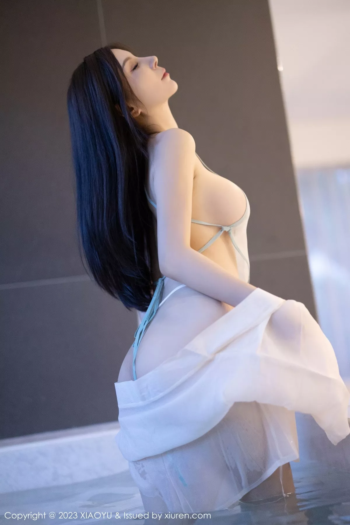 秀人集.com_[XiaoYu画语界]Vol.1106_模特小蛮妖Yummy性感白色古装轻透服饰秀完美身材诱惑写真84P