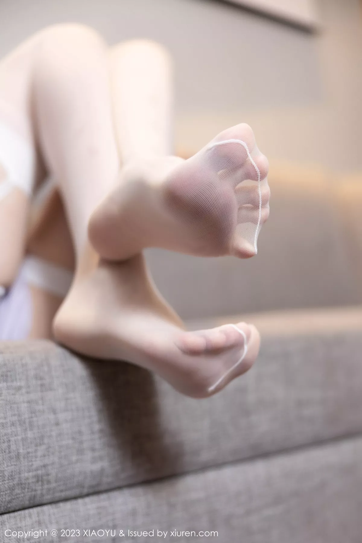 秀人集.com_[XiaoYu画语界]Vol.1110_模特梦心玥淡紫色薄纱轻透服饰配白丝吊袜秀高挑身材诱惑写真80P