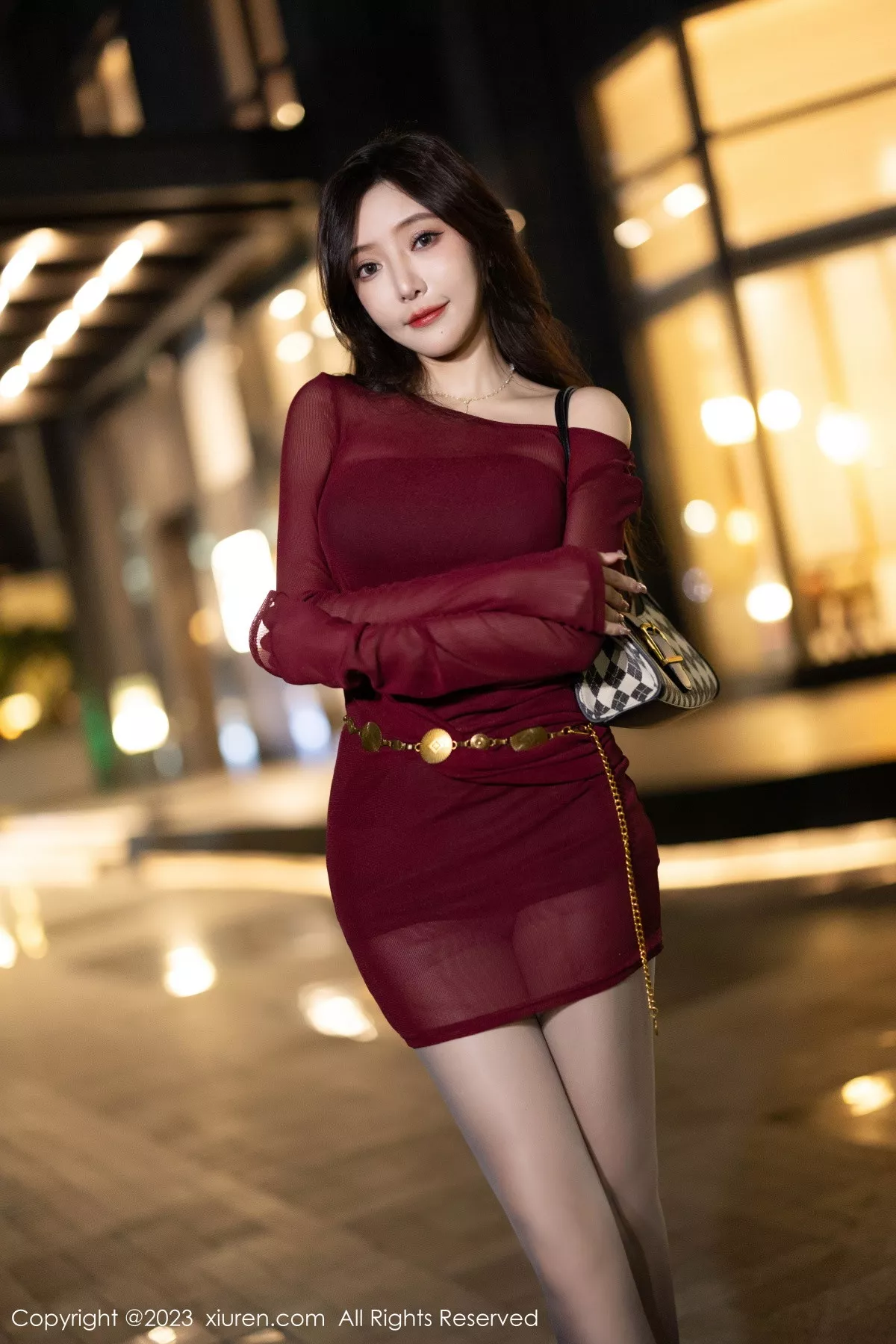 秀人集.com_[XiuRen秀人网]No.7400_女神王馨瑶yanni性感红色连衣短裙+黑色情趣内衣撩人诱惑写真92P