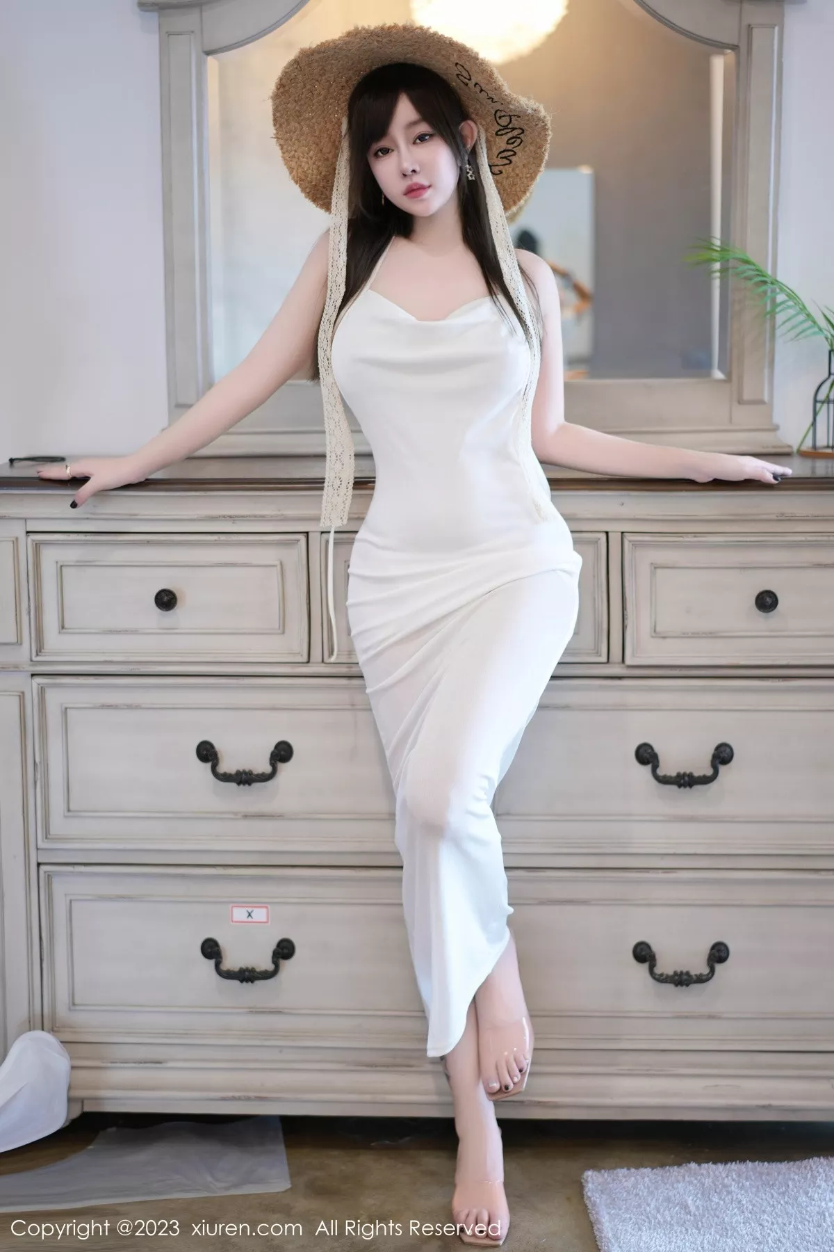 秀人集.com_[XiuRen秀人网]No.7395_女神王雨纯户外性感粉白露肩连衣长裙秀完美身材靓丽迷人写真75P